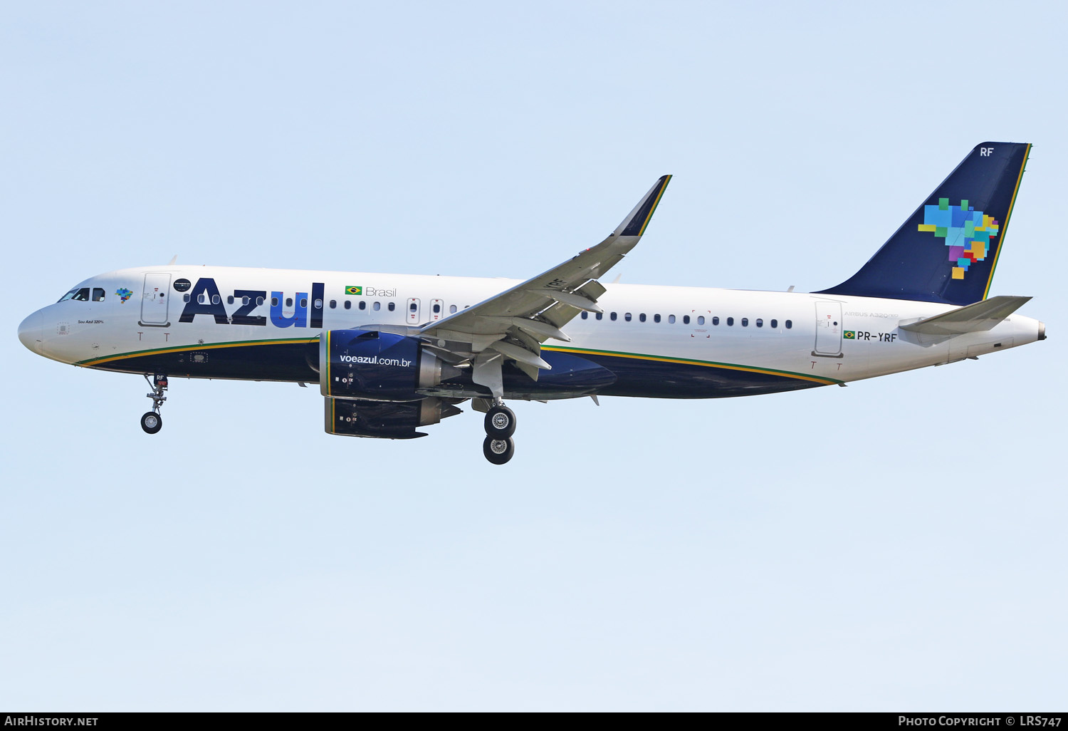 Aircraft Photo of PR-YRF | Airbus A320-251N | Azul Linhas Aéreas Brasileiras | AirHistory.net #275963