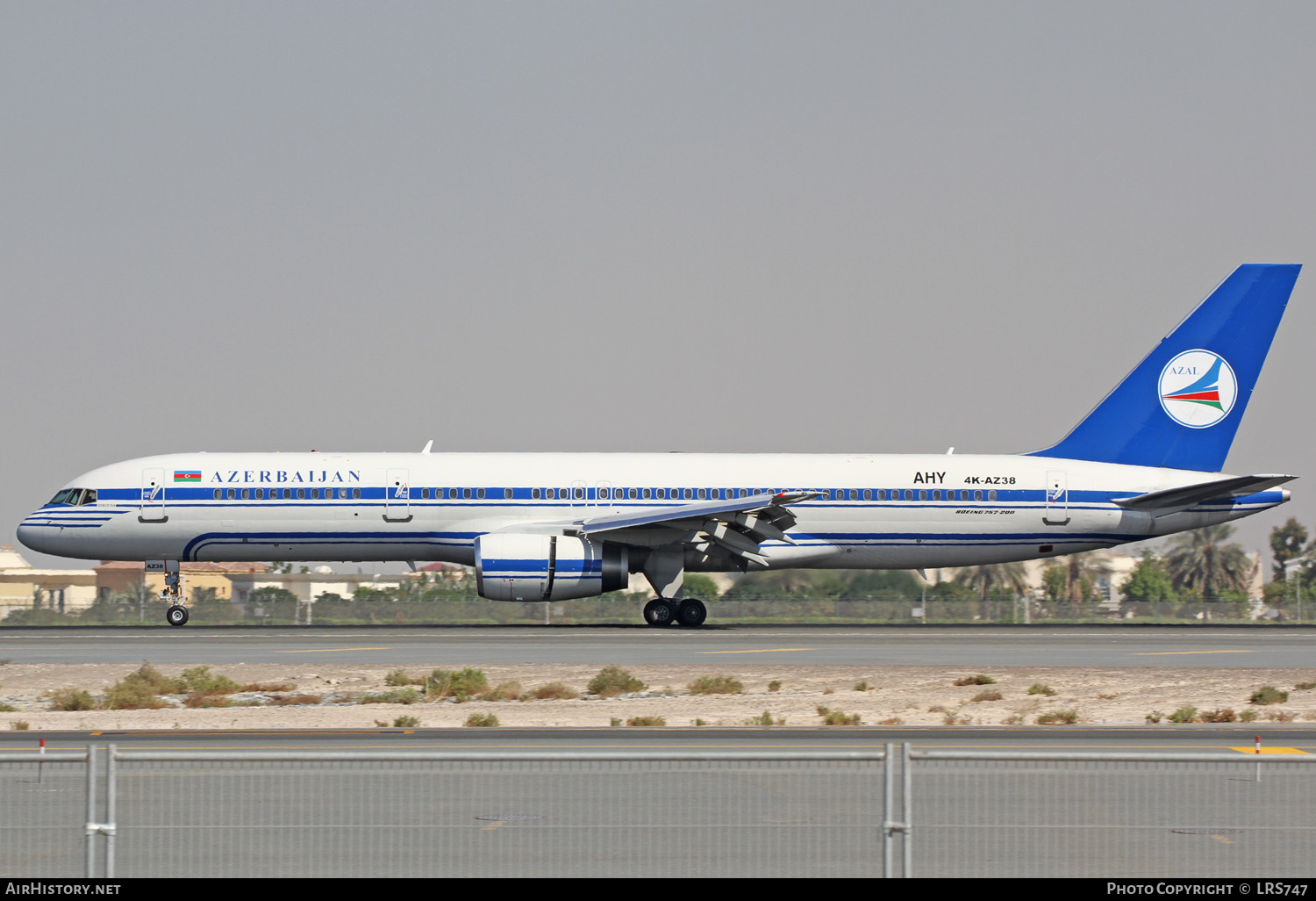 Aircraft Photo of 4K-AZ38 | Boeing 757-256 | Azerbaijan Airlines - AZAL - AHY | AirHistory.net #275975