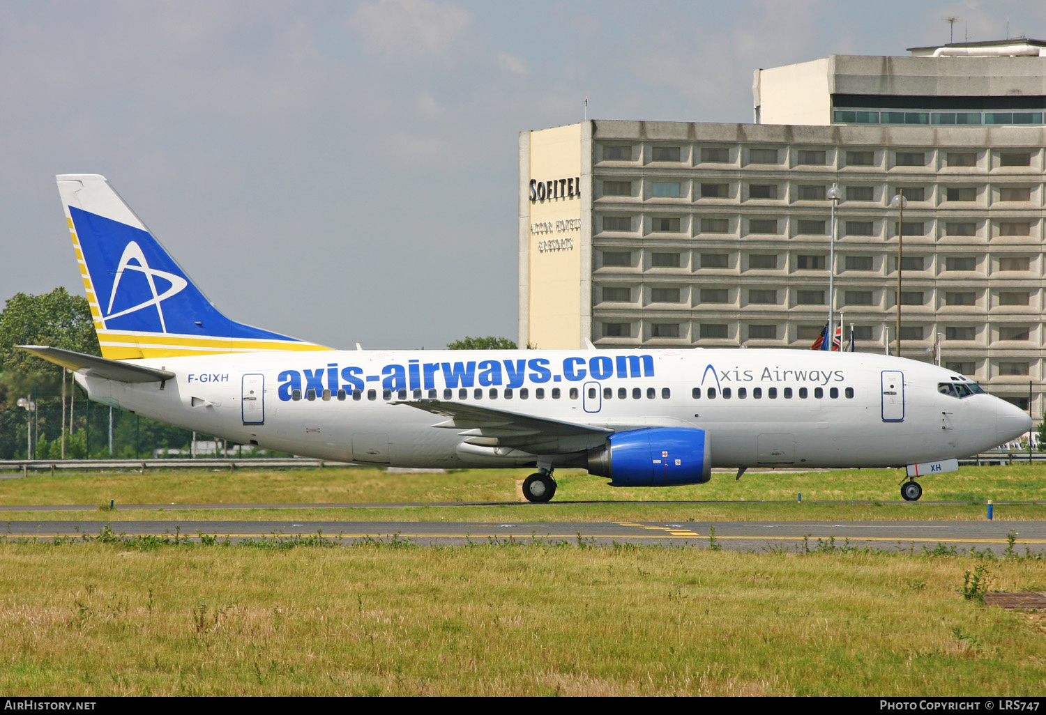 Aircraft Photo of F-GIXH | Boeing 737-3S3(QC) | Axis Airways | AirHistory.net #275981