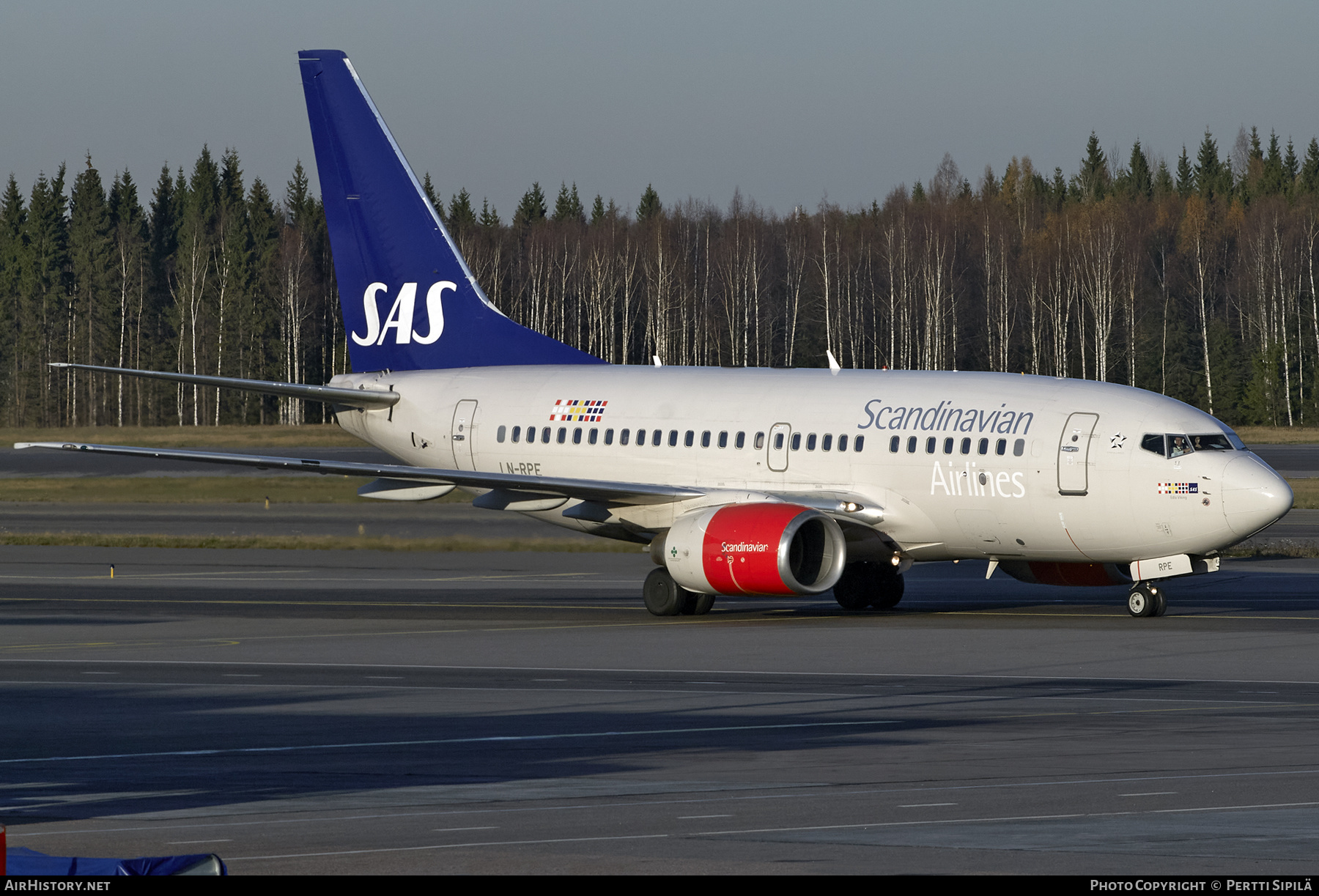 Aircraft Photo of LN-RPE | Boeing 737-683 | Scandinavian Airlines - SAS | AirHistory.net #275988