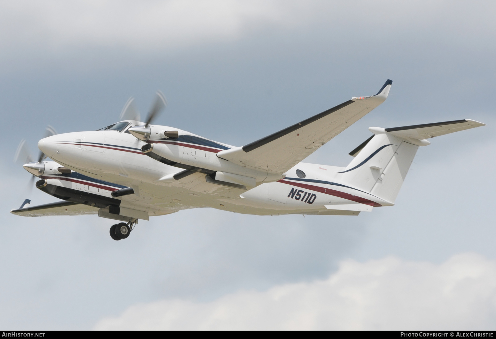 Aircraft Photo of N511D | Raytheon 350 King Air (B300) | AirHistory.net #275989