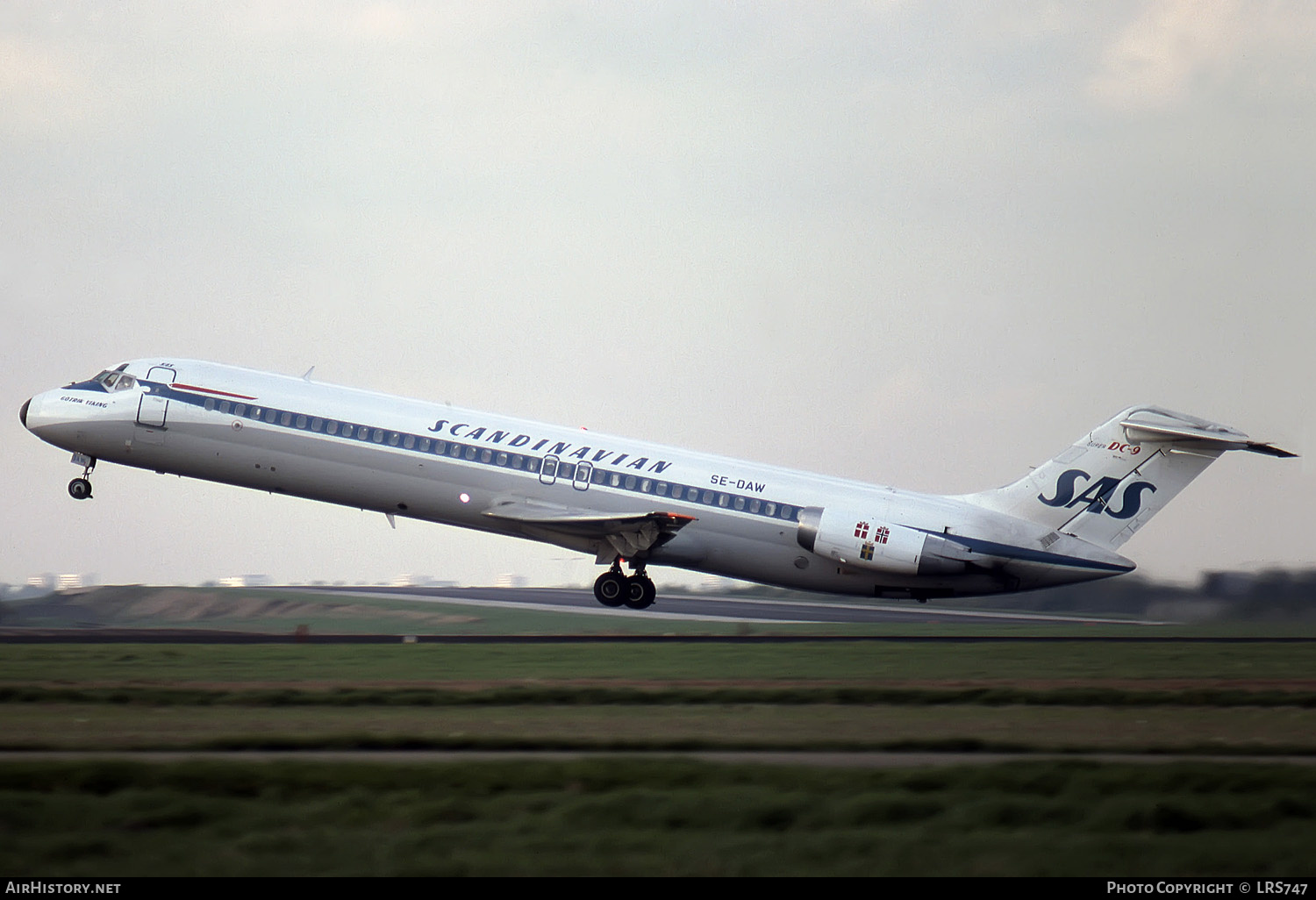 Aircraft Photo of SE-DAW | McDonnell Douglas DC-9-41 | Scandinavian Airlines - SAS | AirHistory.net #276231