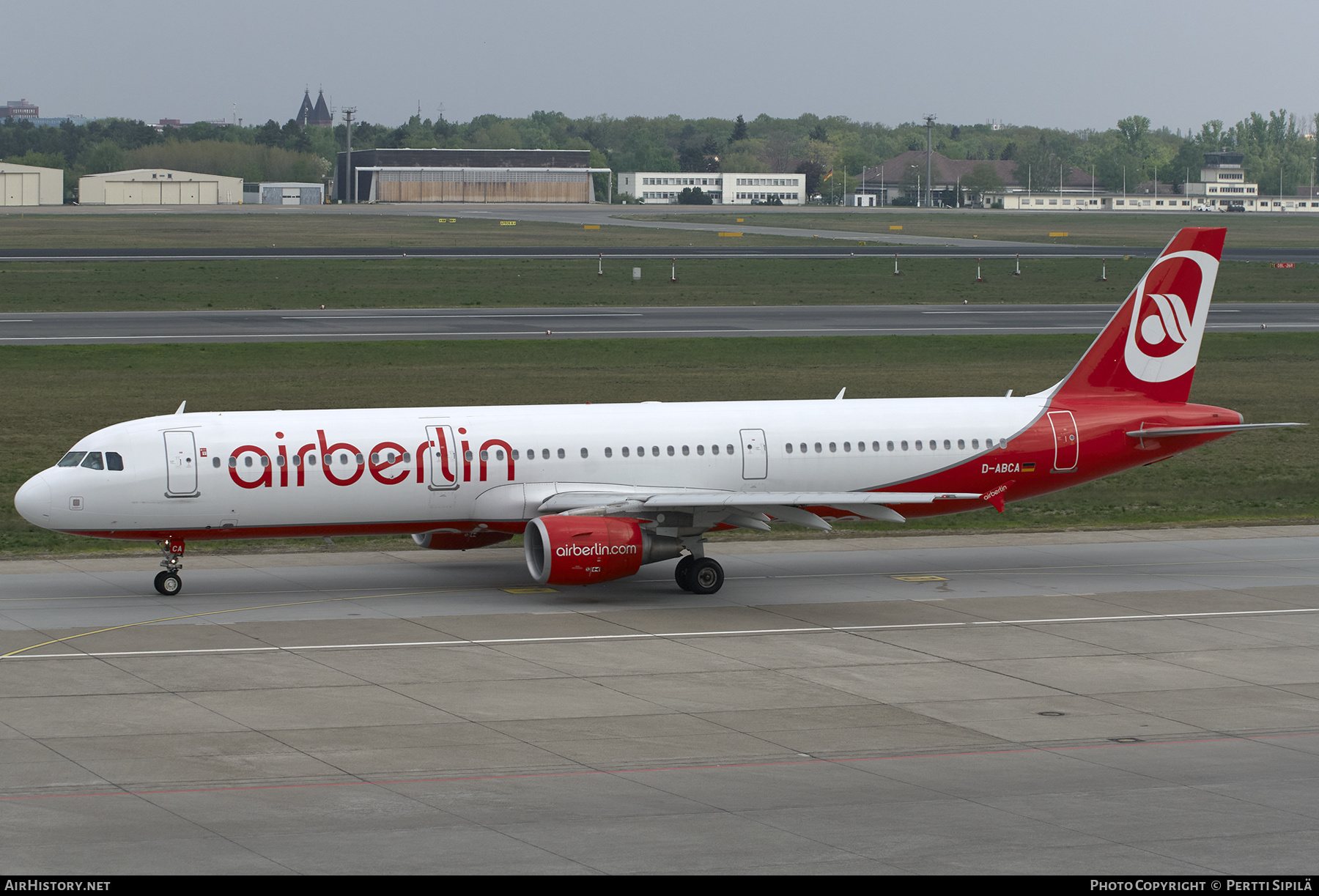 Aircraft Photo of D-ABCA | Airbus A321-211 | Air Berlin | AirHistory.net #276251