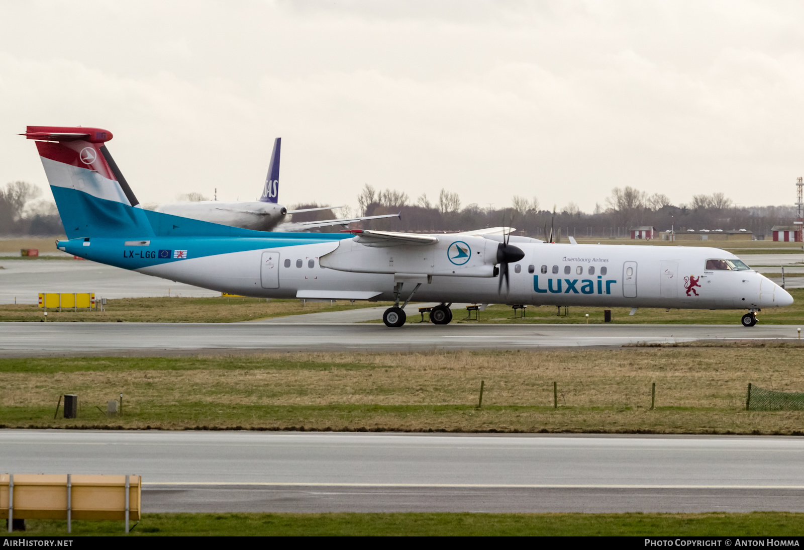 Aircraft Photo of LX-LGG | Bombardier DHC-8-402 Dash 8 | Luxair | AirHistory.net #276478