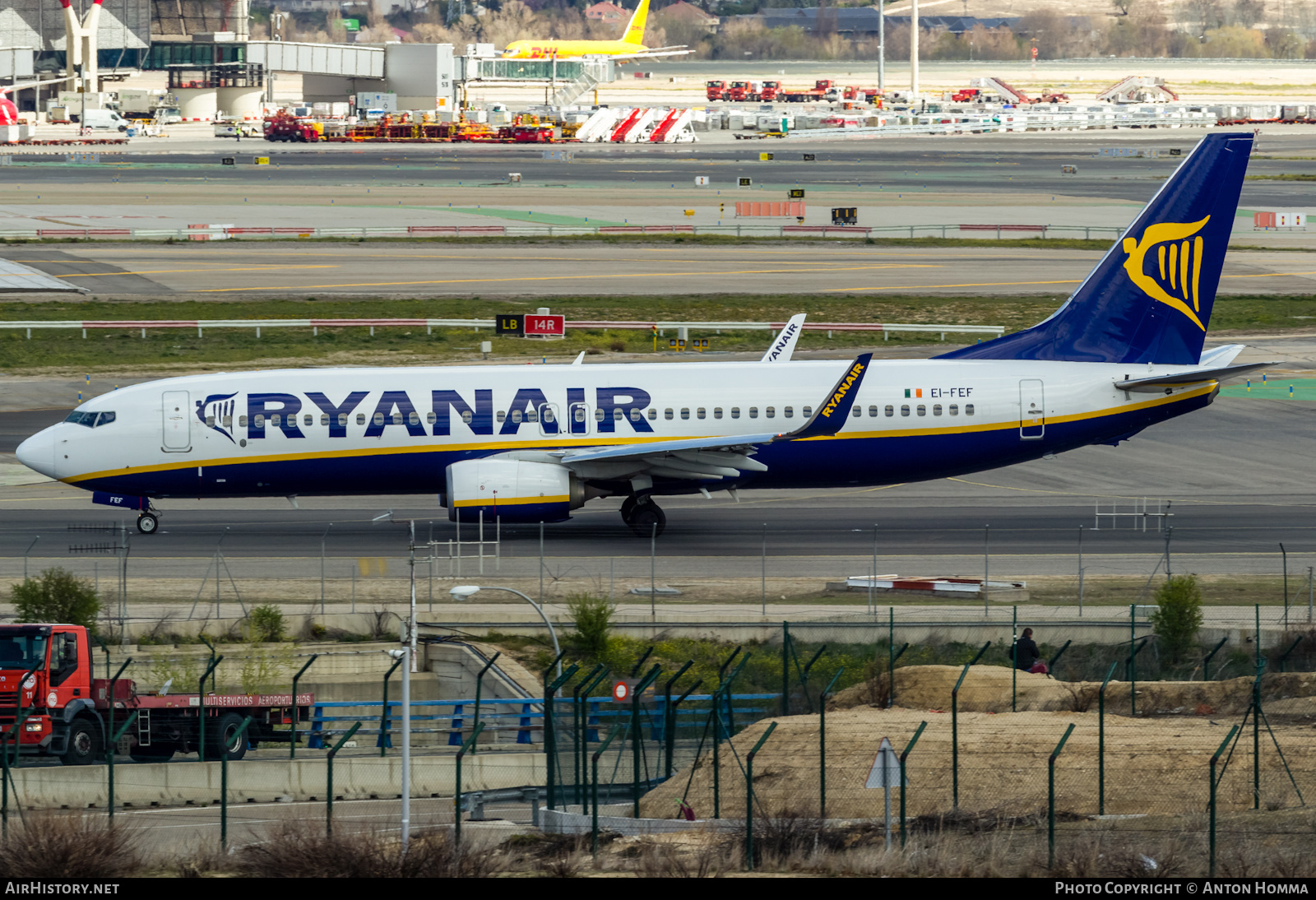 Aircraft Photo of EI-FEF | Boeing 737-8AS | Ryanair | AirHistory.net #276547