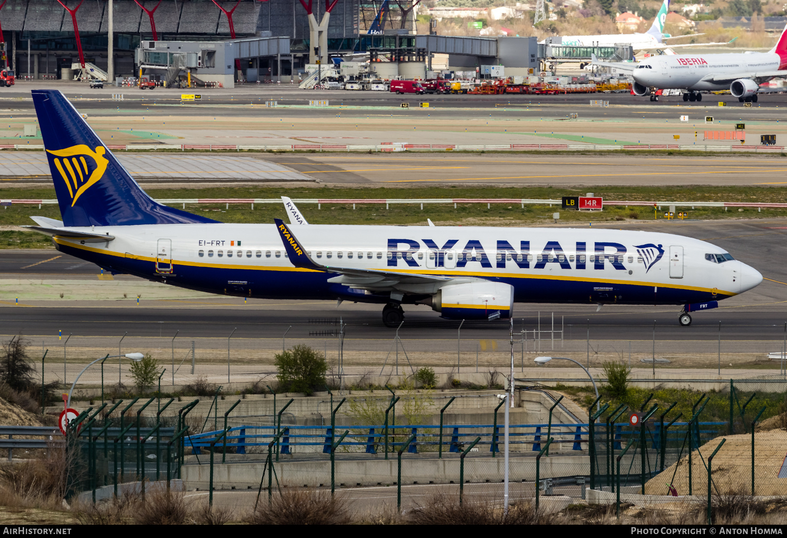 Aircraft Photo of EI-FRT | Boeing 737-8AS | Ryanair | AirHistory.net #276550