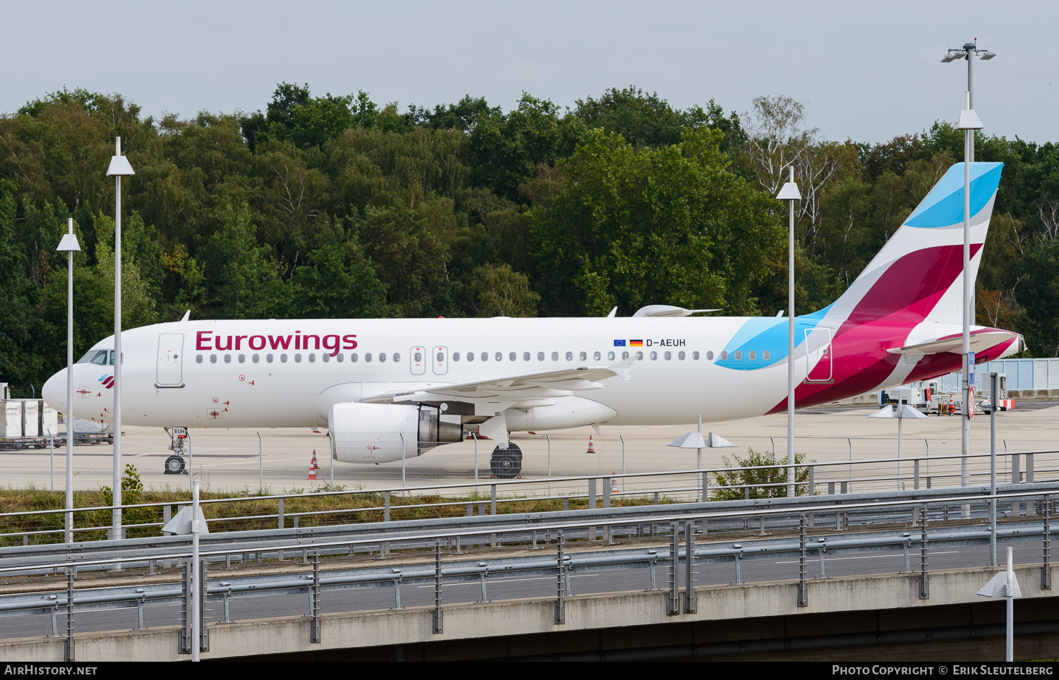 Aircraft Photo of D-AEUH | Airbus A320-214 | Eurowings | AirHistory.net #276553