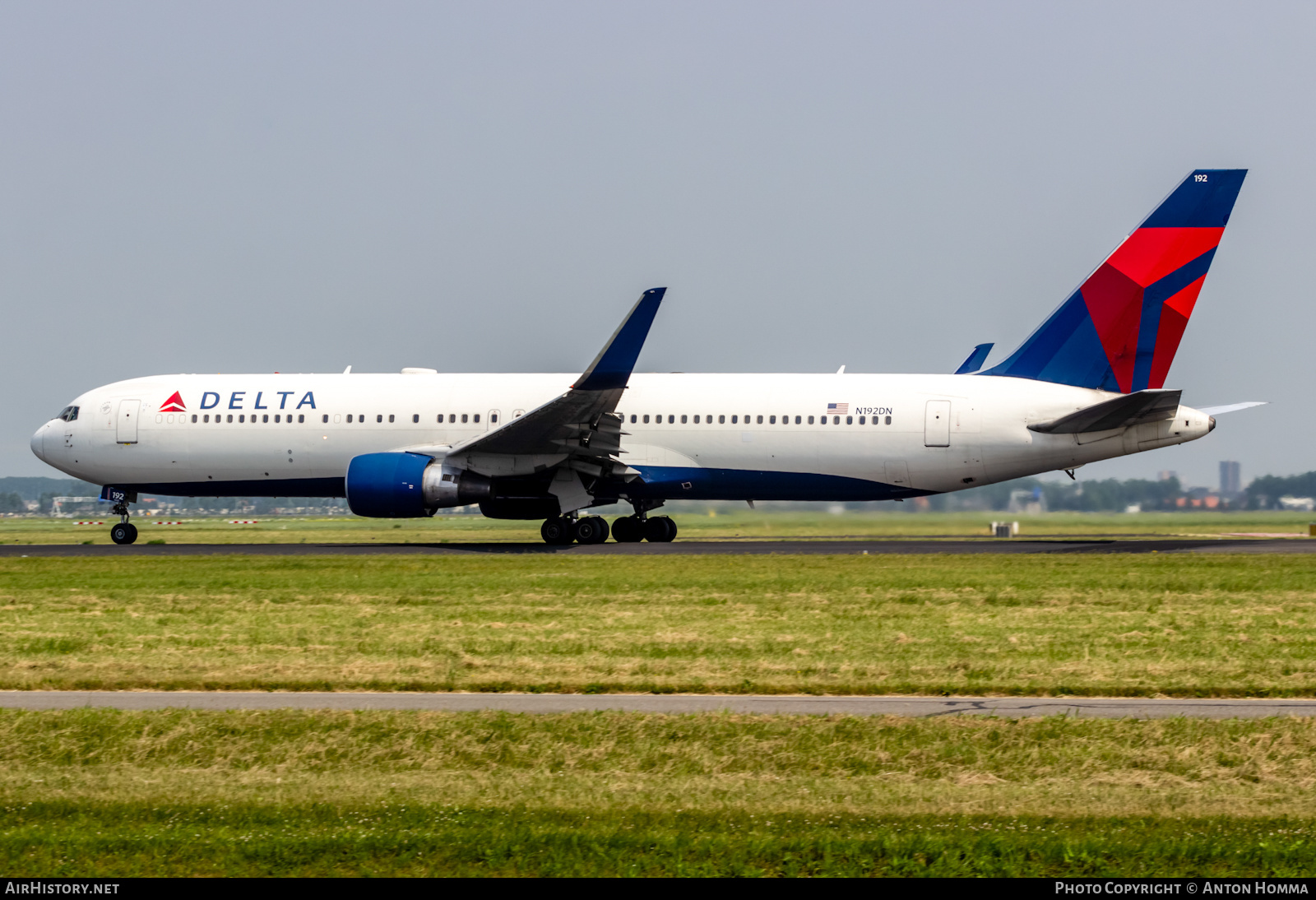 Aircraft Photo of N192DN | Boeing 767-332/ER | Delta Air Lines | AirHistory.net #276619