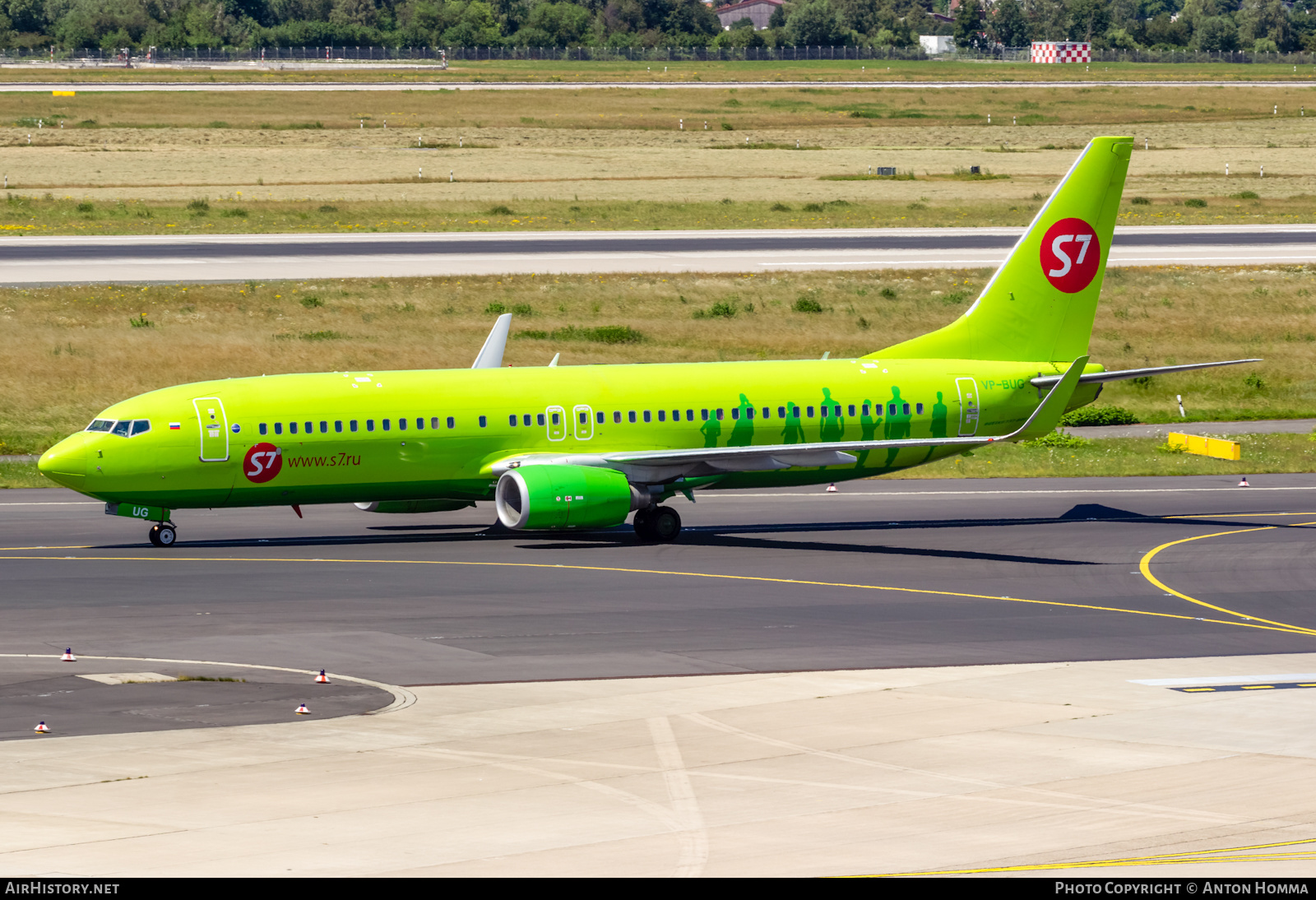 Aircraft Photo of VP-BUG | Boeing 737-86J | S7 Airlines | AirHistory.net #276636