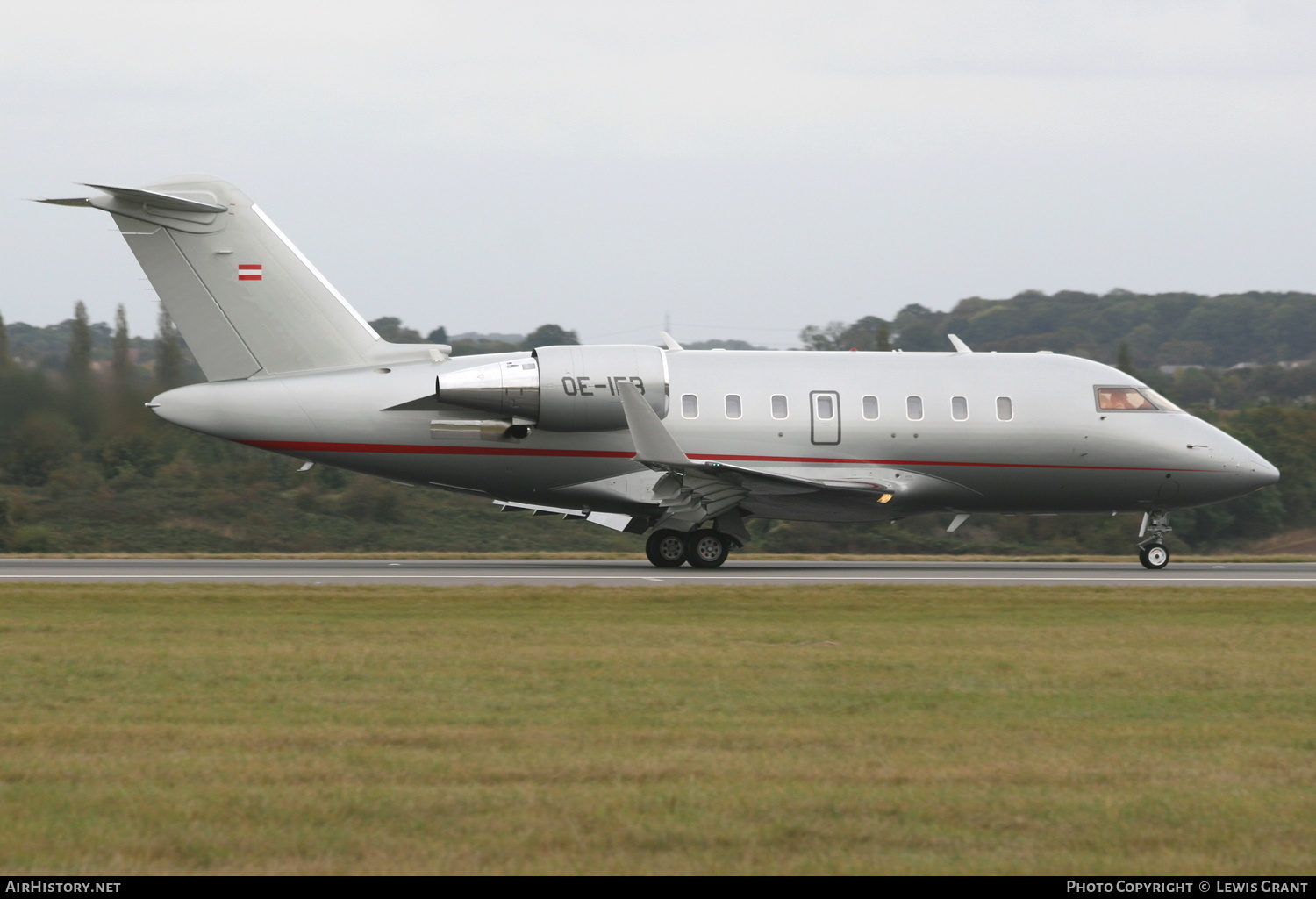 Aircraft Photo of OE-IFB | Bombardier Challenger 605 (CL-600-2B16) | AirHistory.net #276650