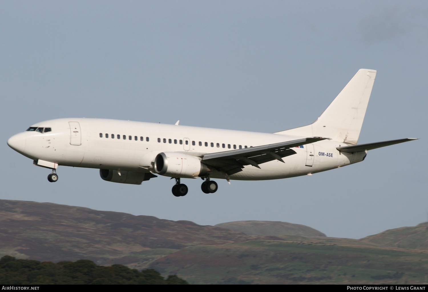 Aircraft Photo of OM-ASE | Boeing 737-306 | AirHistory.net #276669