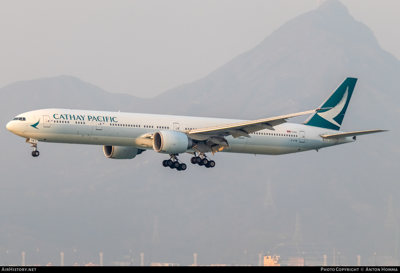 Aircraft Photo of B-KPW | Boeing 777-367/ER | Cathay Pacific Airways | AirHistory.net #276924