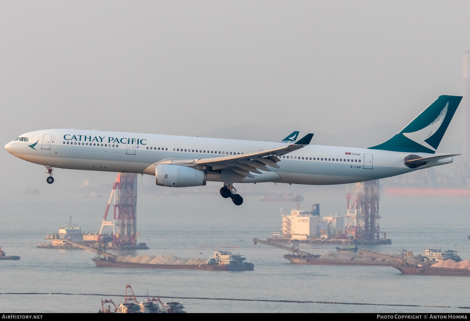 Aircraft Photo of B-LAR | Airbus A330-343E | Cathay Pacific Airways | AirHistory.net #276930