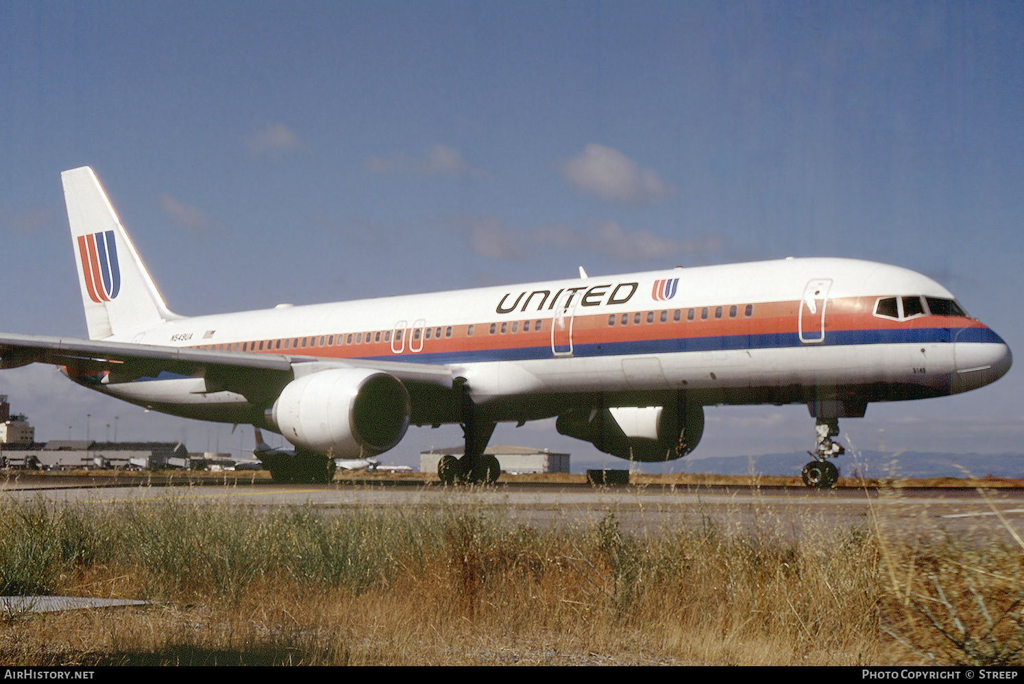 Aircraft Photo of N549UA | Boeing 757-222 | United Airlines | AirHistory.net #276972