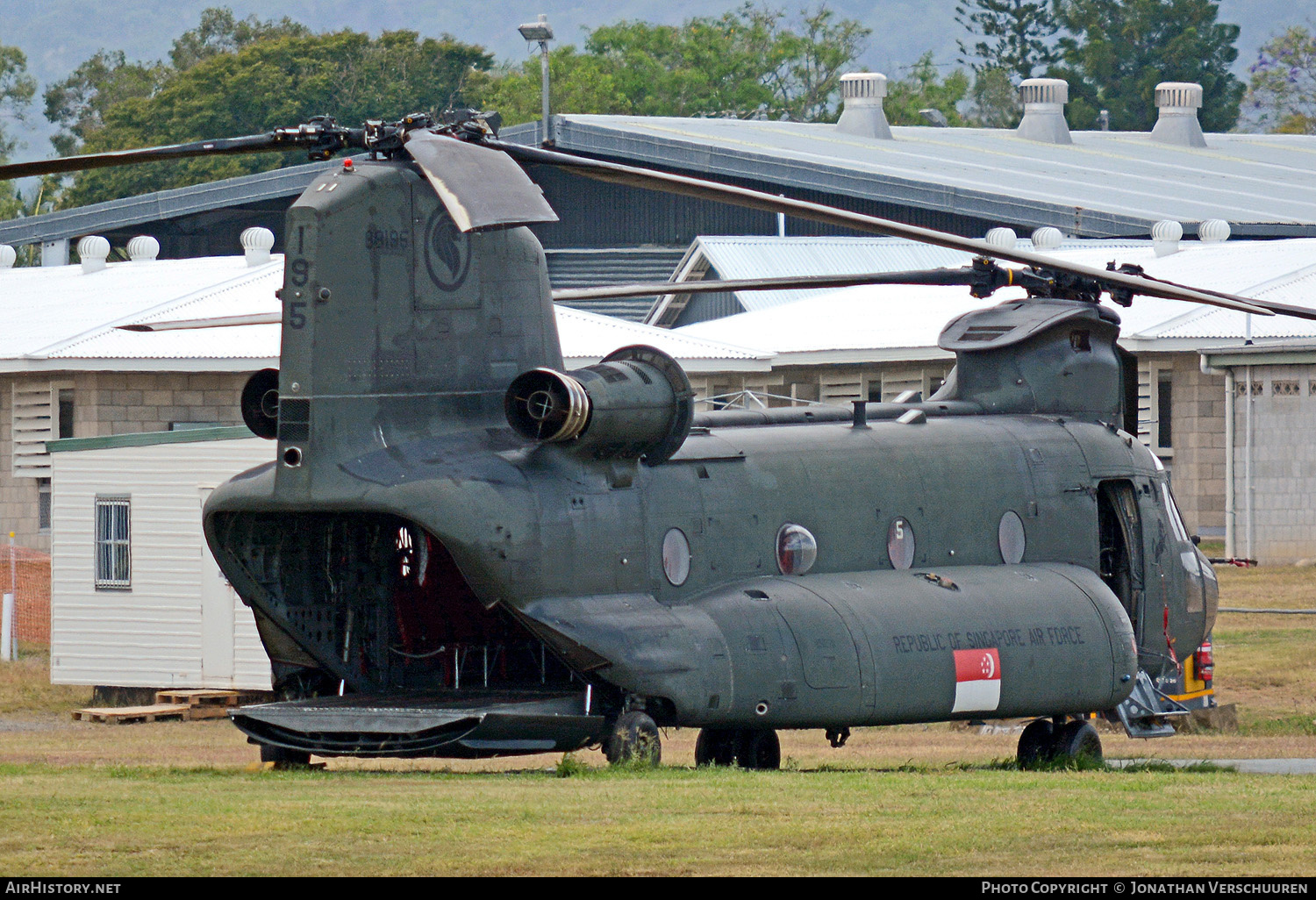 Aircraft Photo of 88195 | Boeing CH-47SD Chinook (414) | Singapore - Air Force | AirHistory.net #277005