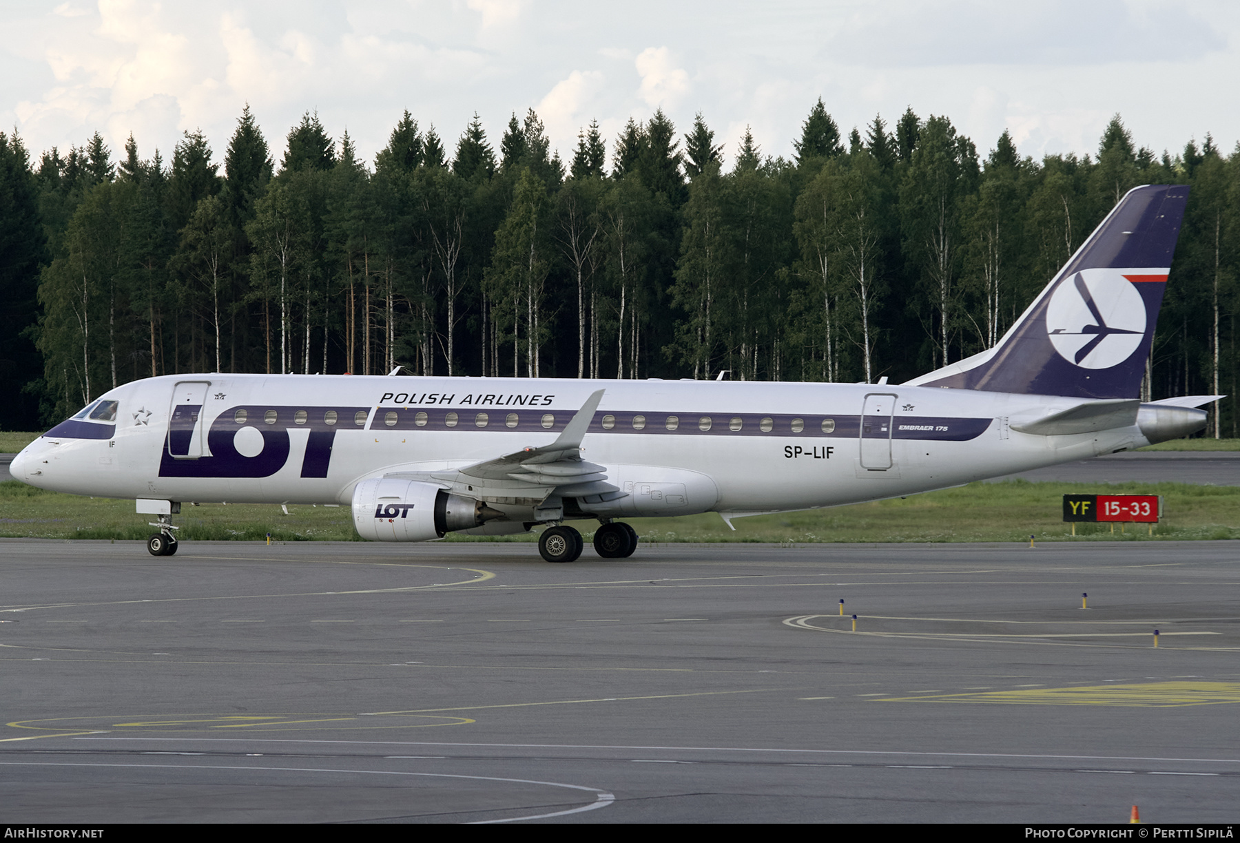Aircraft Photo of SP-LIF | Embraer 175LR (ERJ-170-200LR) | LOT Polish Airlines - Polskie Linie Lotnicze | AirHistory.net #277023