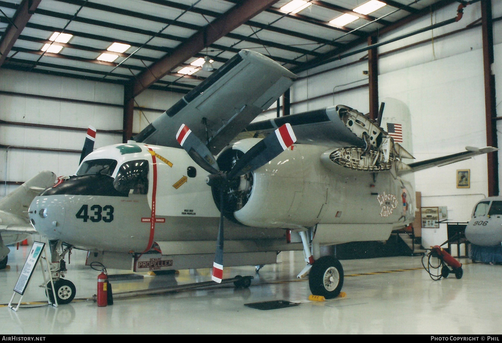 Aircraft Photo of N8114T / 136433 | Grumman US-2B Tracker (G-89) | USA - Navy | AirHistory.net #277054