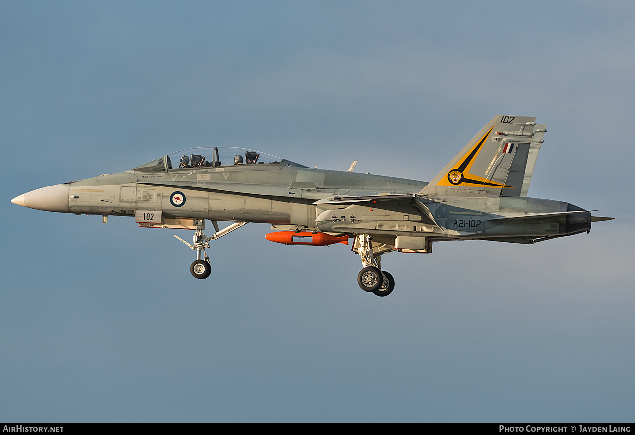 Aircraft Photo of A21-102 | McDonnell Douglas F/A-18B Hornet | Australia - Air Force | AirHistory.net #277072