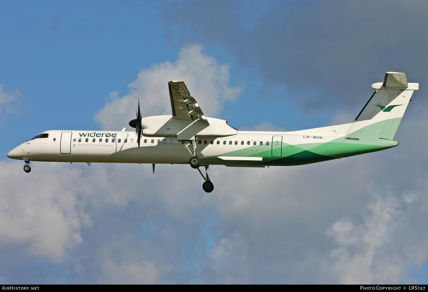 Aircraft Photo of LN-WDB | Bombardier DHC-8-402 Dash 8 | Widerøe | AirHistory.net #277080