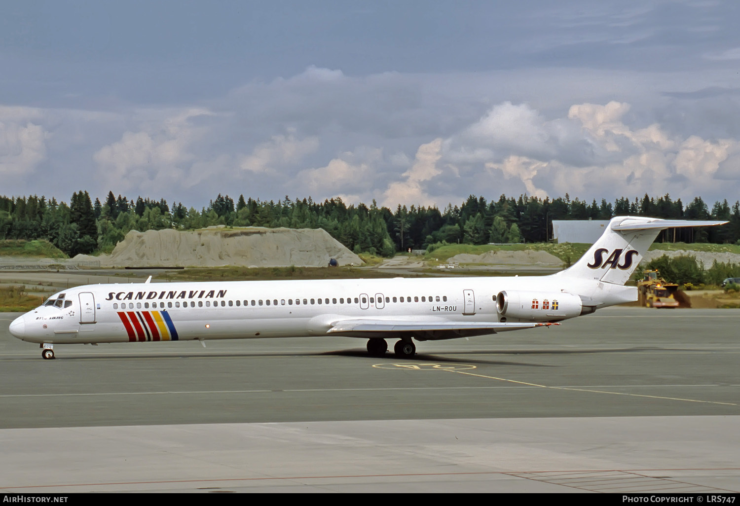 Aircraft Photo of LN-ROU | McDonnell Douglas MD-82 (DC-9-82) | Scandinavian Airlines - SAS | AirHistory.net #277084