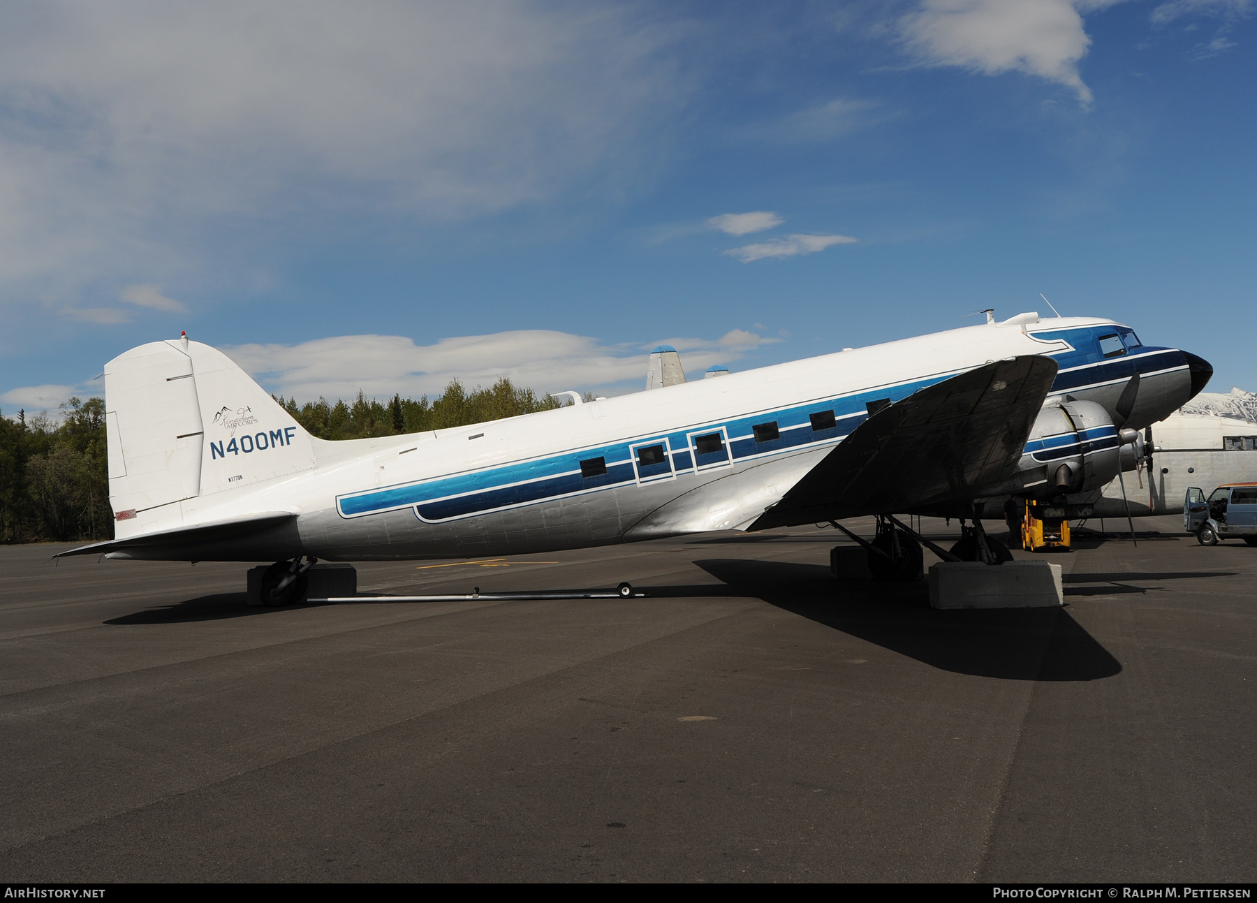 Aircraft Photo of N400MF | Douglas DC-3-G202A | Missionary Flights International | AirHistory.net #277193