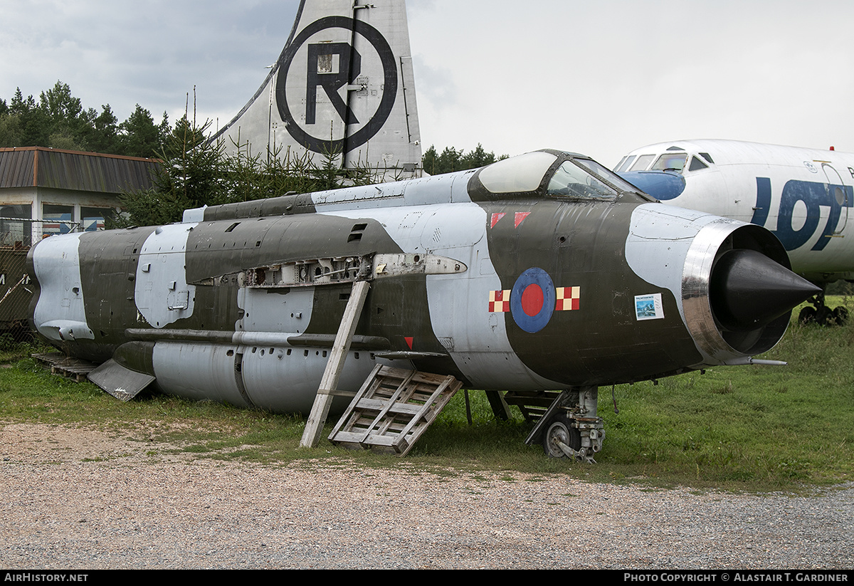 Aircraft Photo of XN784 | English Electric Lightning F2A | UK - Air Force | AirHistory.net #277229