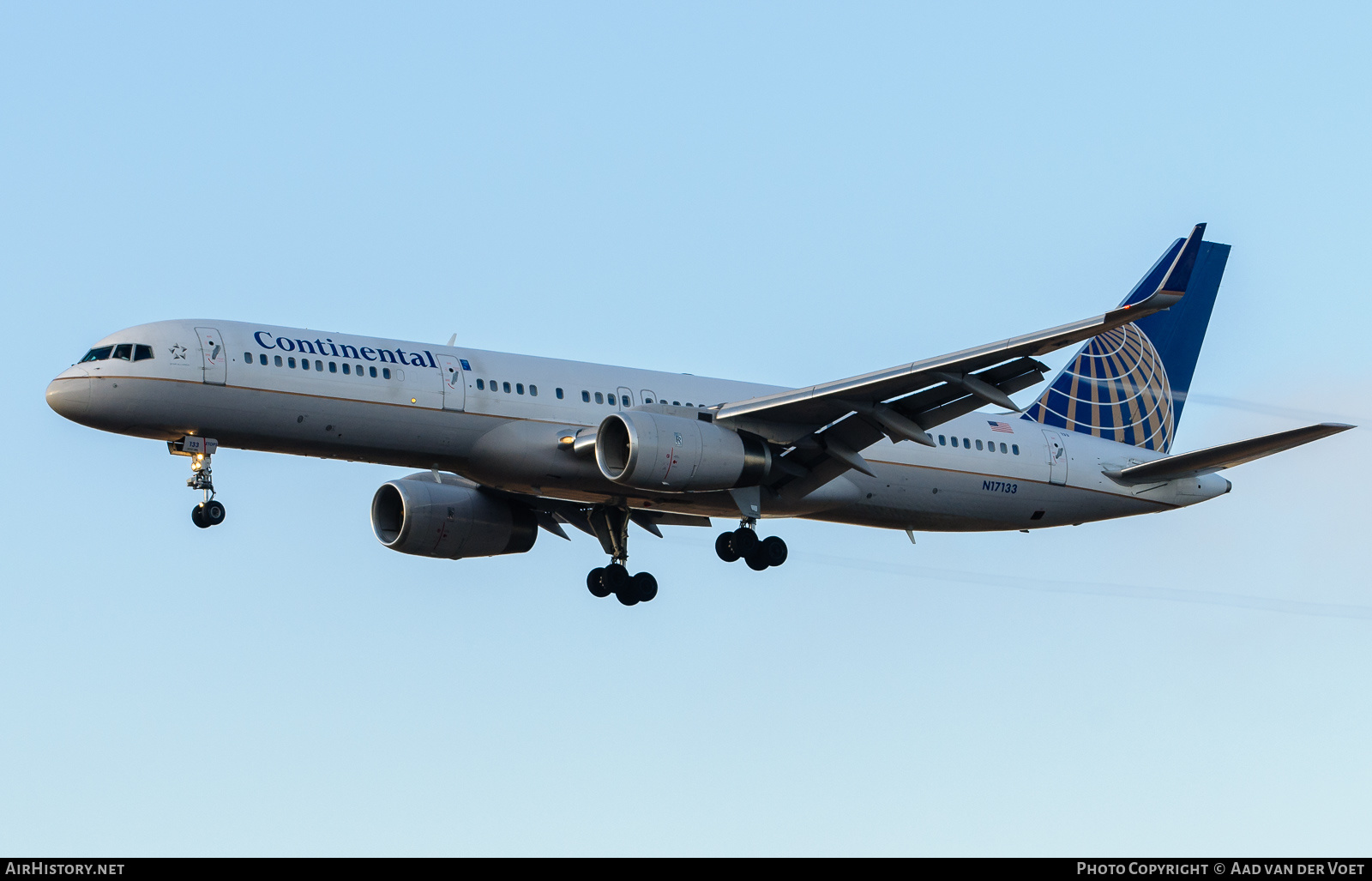 Aircraft Photo of N17133 | Boeing 757-224 | Continental Airlines | AirHistory.net #277272