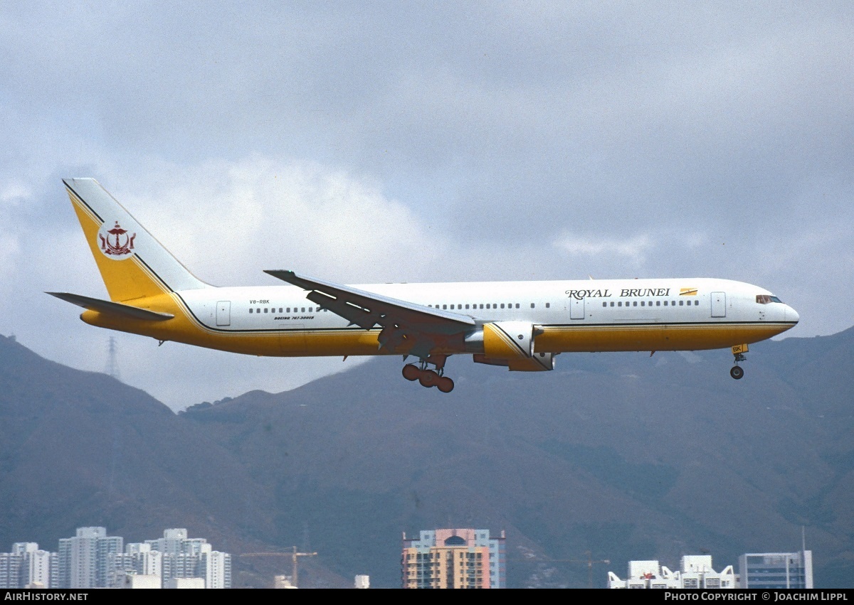 Aircraft Photo of V8-RBK | Boeing 767-33A/ER | Royal Brunei Airlines | AirHistory.net #277294