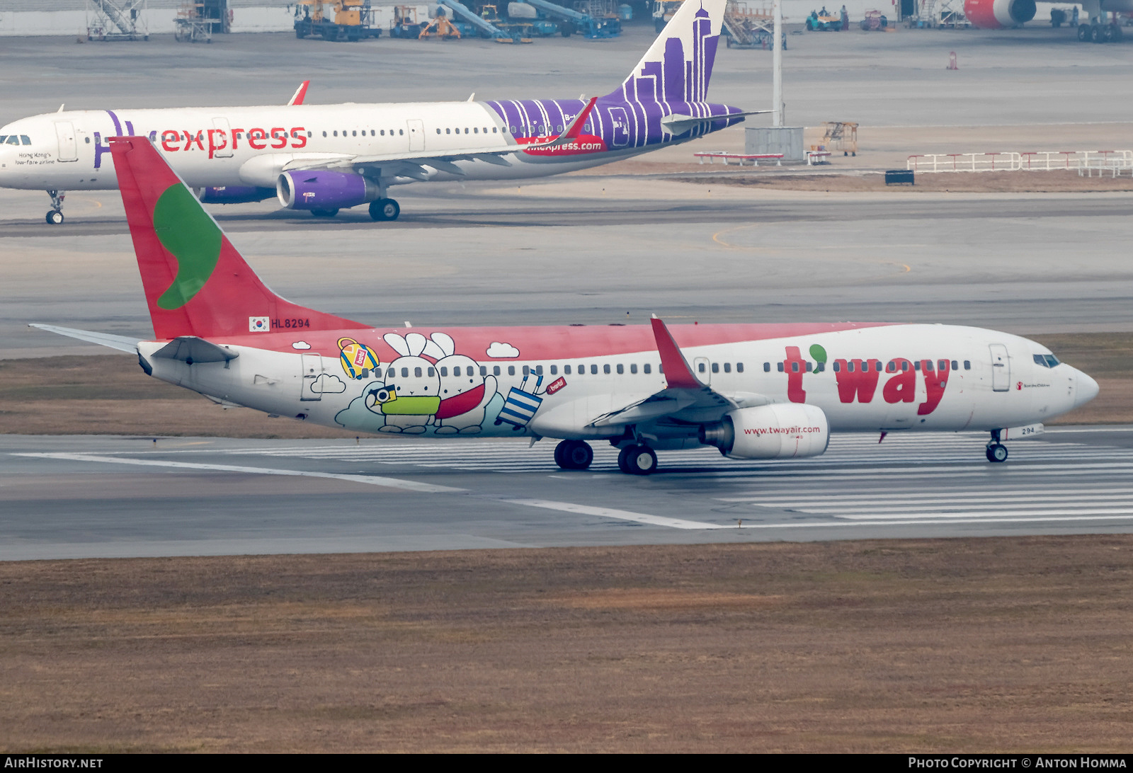Aircraft Photo of HL8294 | Boeing 737-8BK | T'way Air | AirHistory.net #277389
