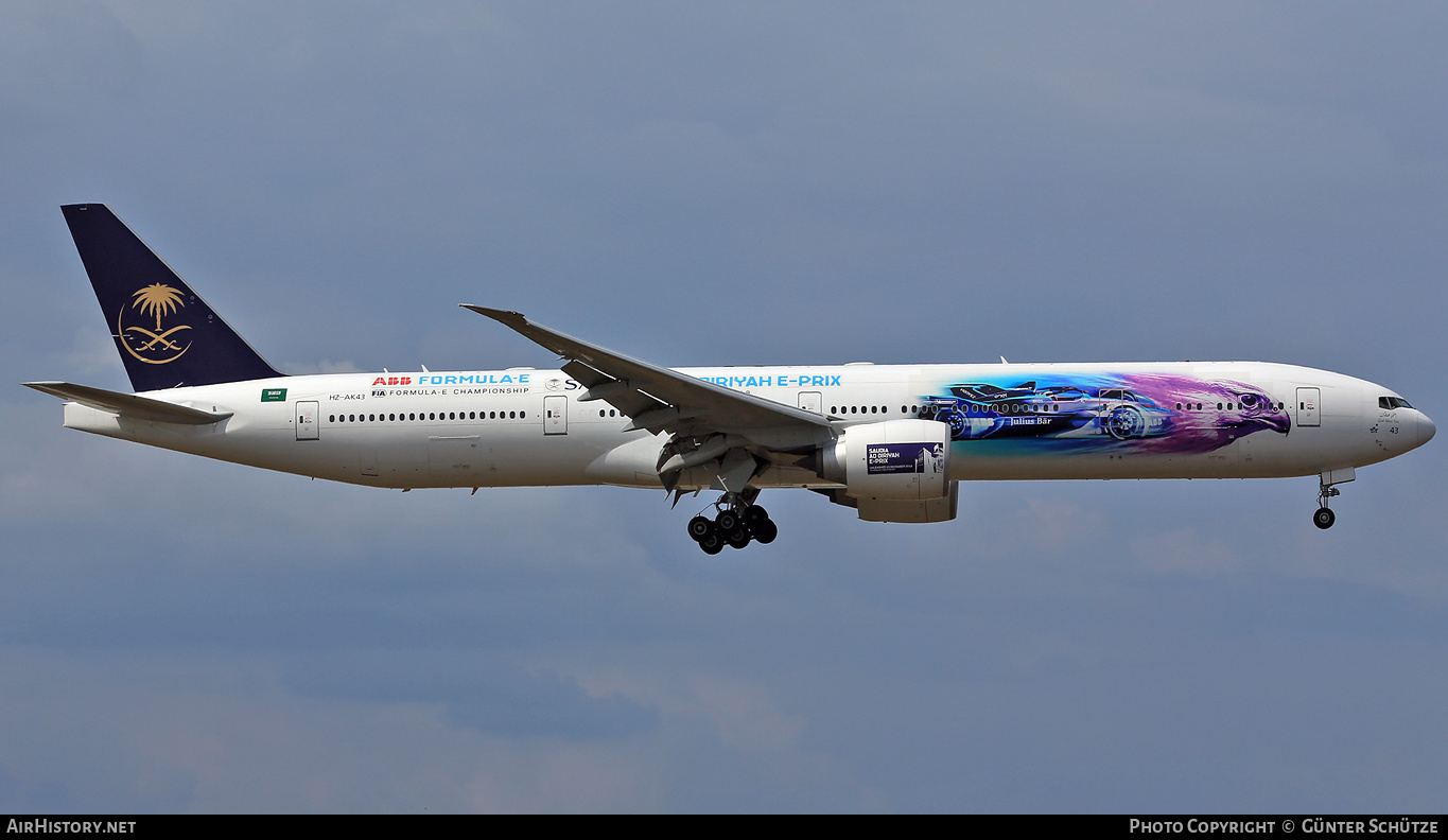 Aircraft Photo of HZ-AK43 | Boeing 777-300/ER | Saudia - Saudi Arabian Airlines | AirHistory.net #277419