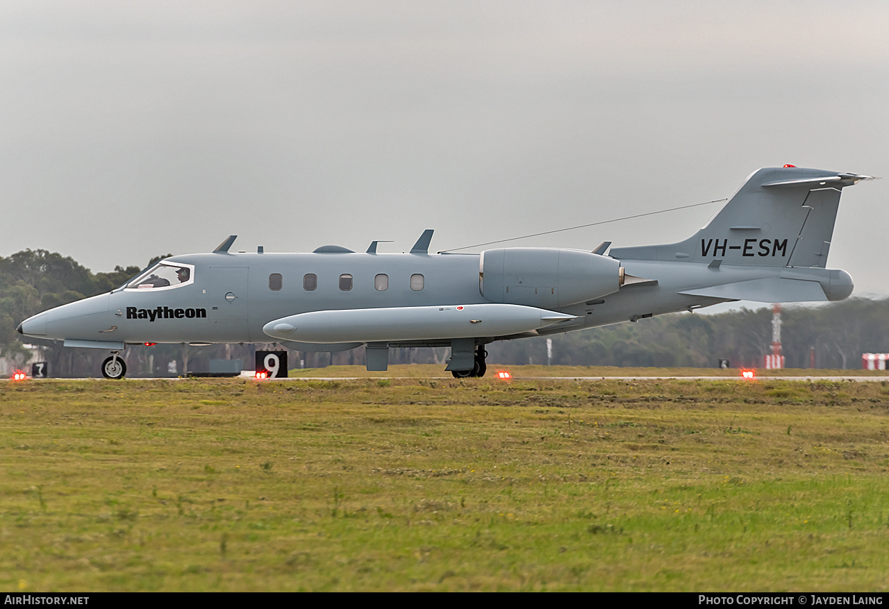 Aircraft Photo of VH-ESM | Gates Learjet 35A | Raytheon | AirHistory.net #277517