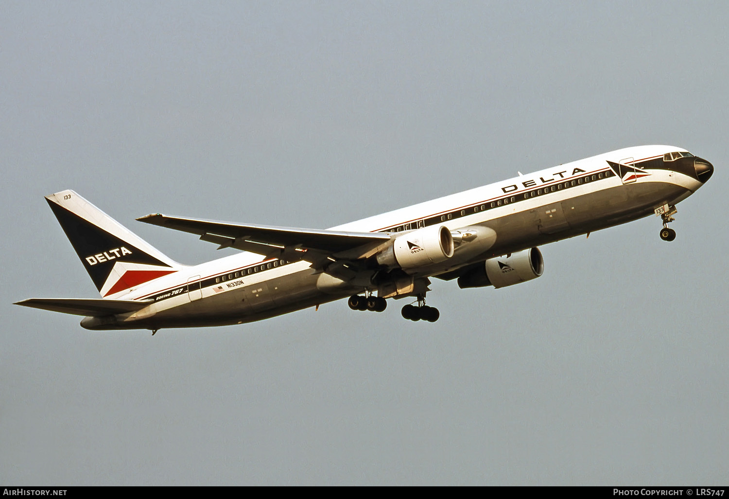 Aircraft Photo of N133DN | Boeing 767-332 | Delta Air Lines | AirHistory.net #277600