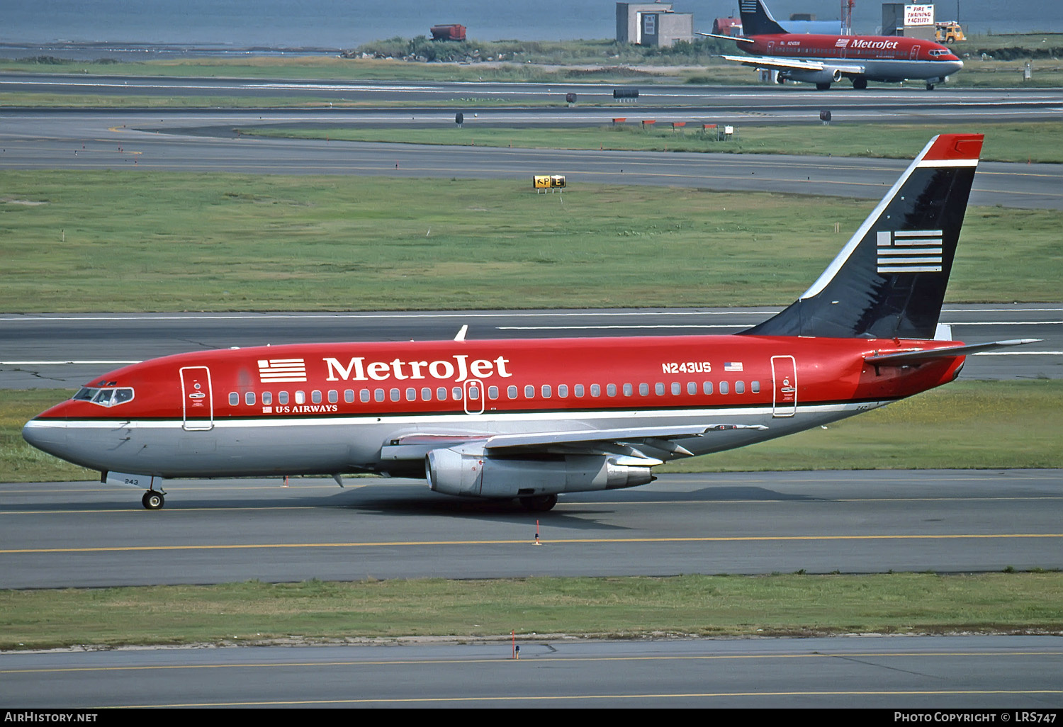 Aircraft Photo of N243US | Boeing 737-201/Adv | Metrojet | AirHistory.net #277610