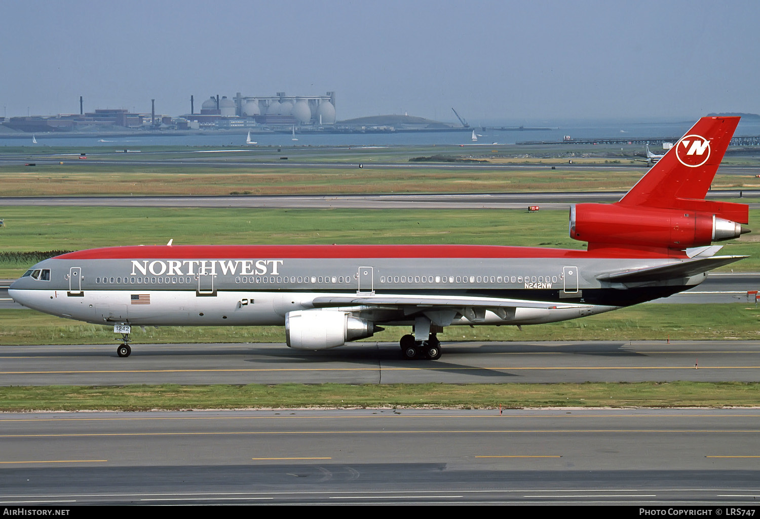 Aircraft Photo of N242NW | McDonnell Douglas DC-10-30 | Northwest Airlines | AirHistory.net #277614