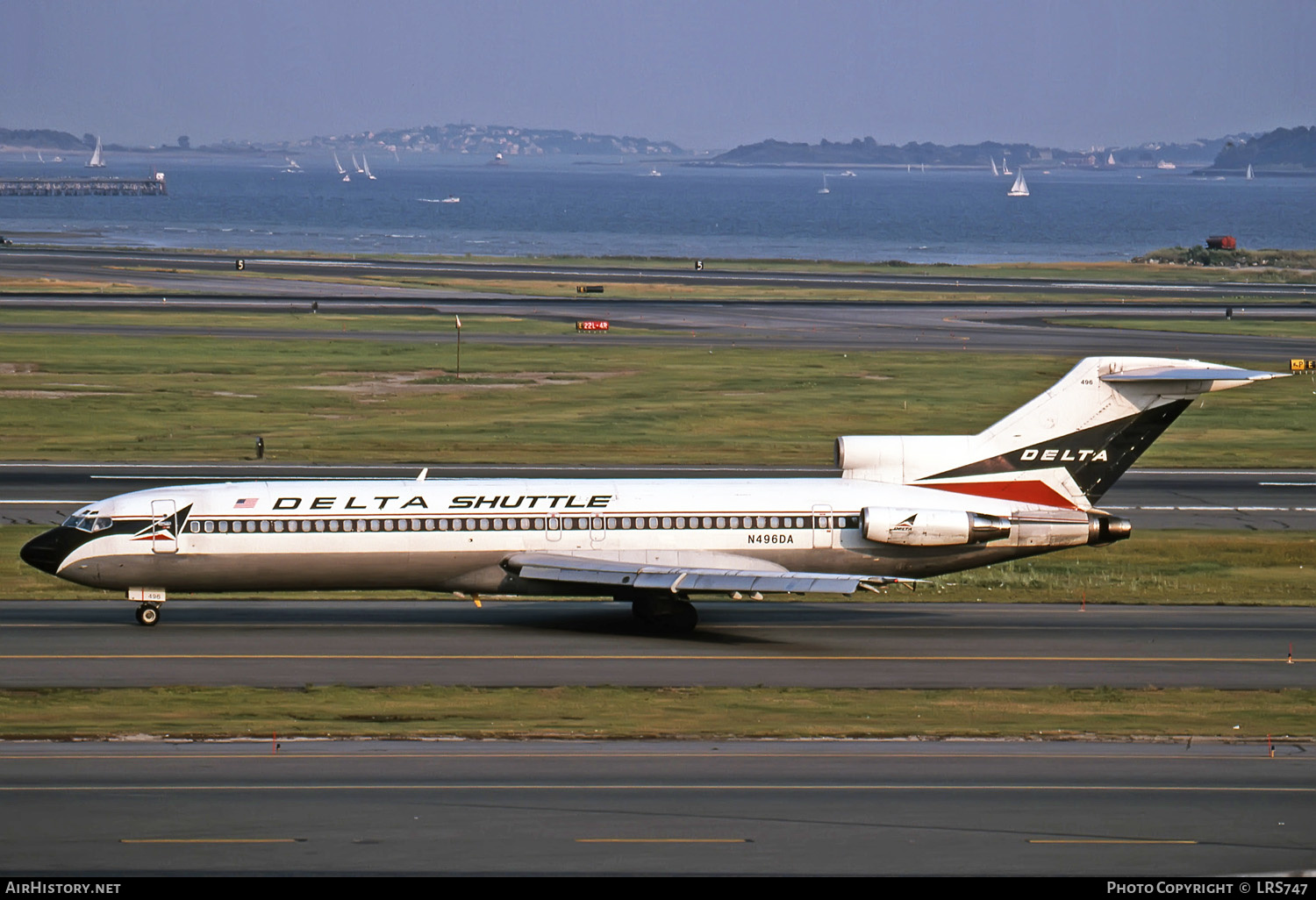 Aircraft Photo of N496DA | Boeing 727-232/Adv | Delta Shuttle | AirHistory.net #277638