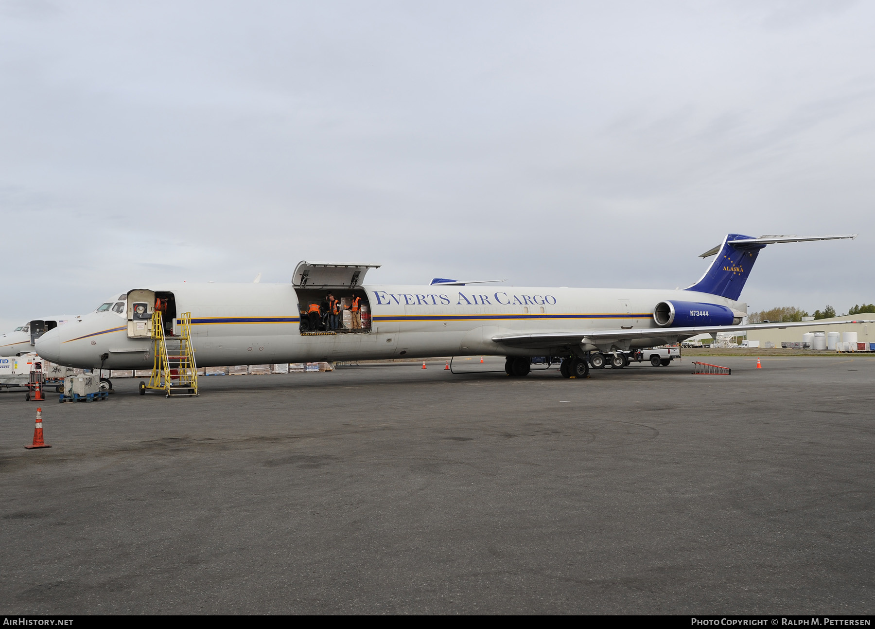 Aircraft Photo of N73444 | McDonnell Douglas MD-82 (DC-9-82) | Everts Air Cargo | AirHistory.net #277821