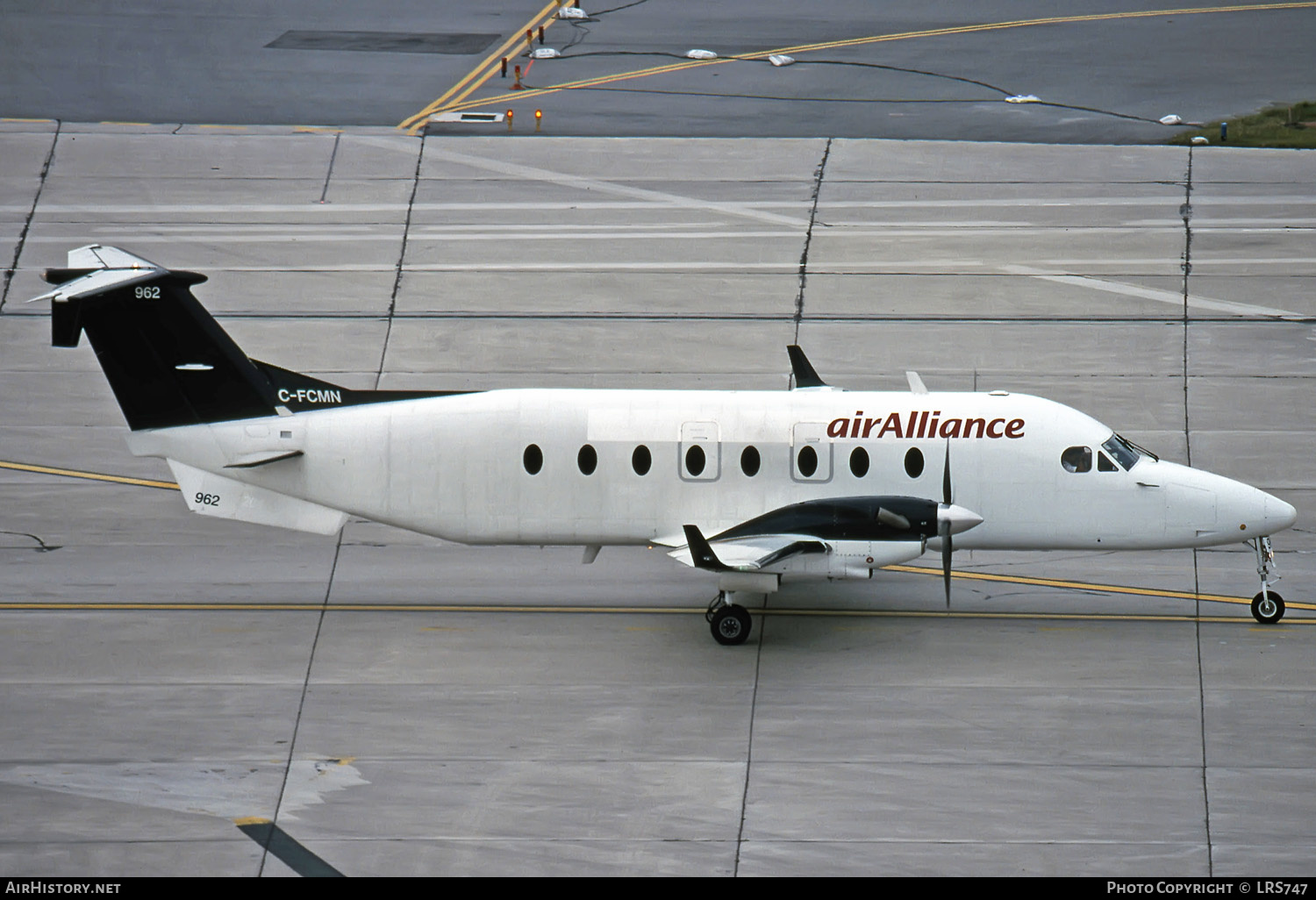 Aircraft Photo of C-FCMN | Raytheon 1900D | Air Alliance | AirHistory.net #278016