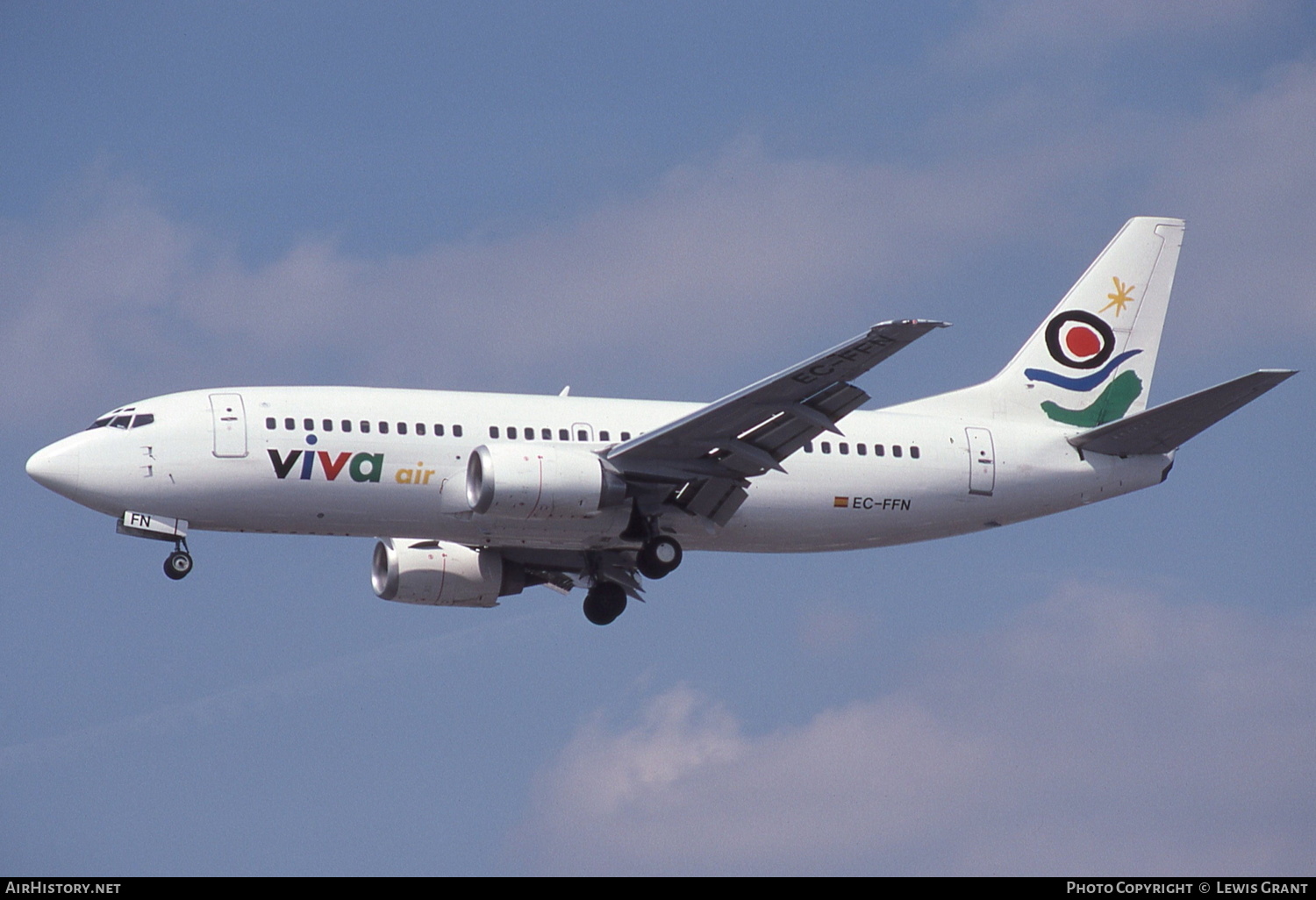 Aircraft Photo of EC-FFN | Boeing 737-36E | Viva Air | AirHistory.net #278066