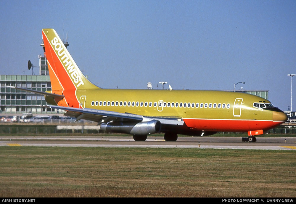 Aircraft Photo of N102SW | Boeing 737-2H4 | Southwest Airlines | AirHistory.net #278070