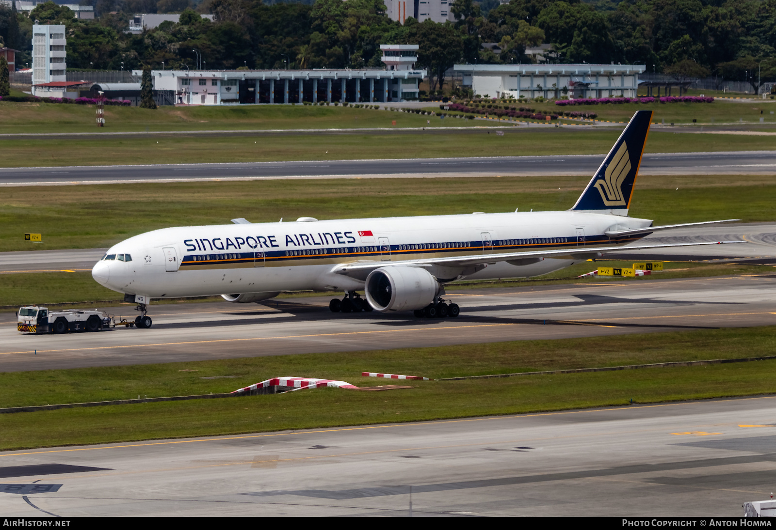 Aircraft Photo of 9V-SWQ | Boeing 777-312/ER | Singapore Airlines | AirHistory.net #278125