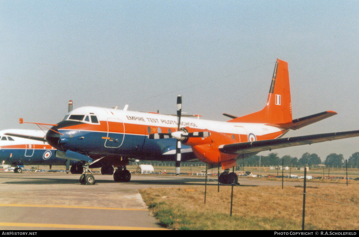 Aircraft Photo of XS606 | Hawker Siddeley HS-780 Andover C1 | UK - Air Force | AirHistory.net #278167