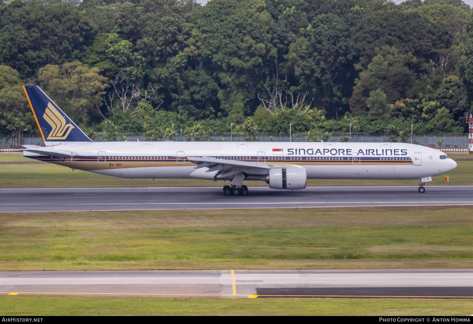 Aircraft Photo of 9V-SYI | Boeing 777-312 | Singapore Airlines | AirHistory.net #278180