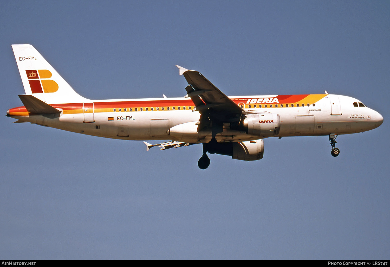 Aircraft Photo of EC-FML | Airbus A320-211 | Iberia | AirHistory.net #278227