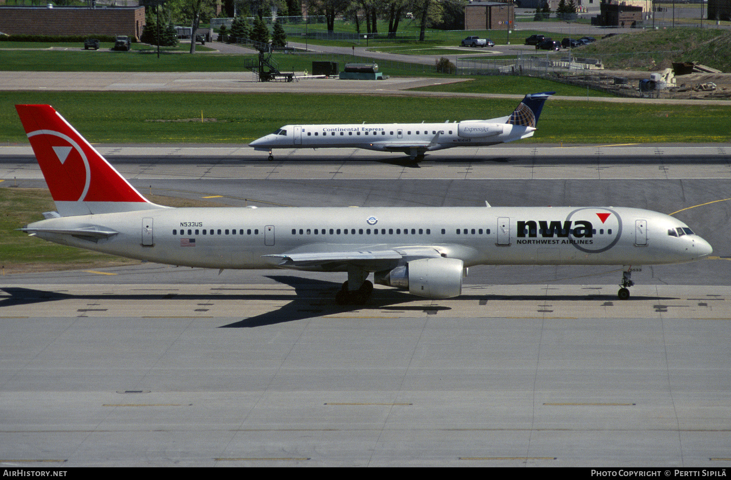 Aircraft Photo of N533US | Boeing 757-251 | AirHistory.net #278307