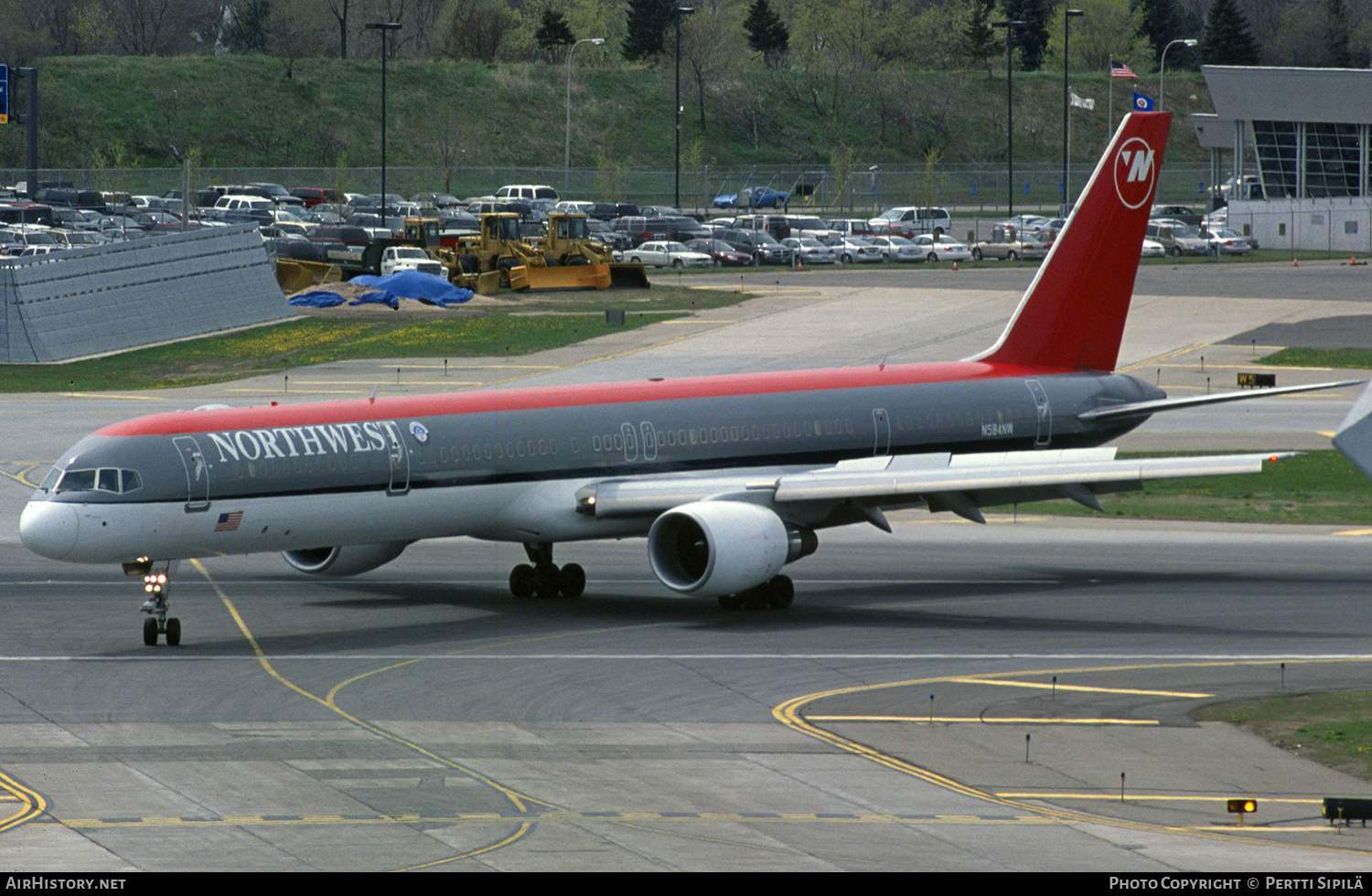 Aircraft Photo of N584NW | Boeing 757-351 | Northwest Airlines | AirHistory.net #278354