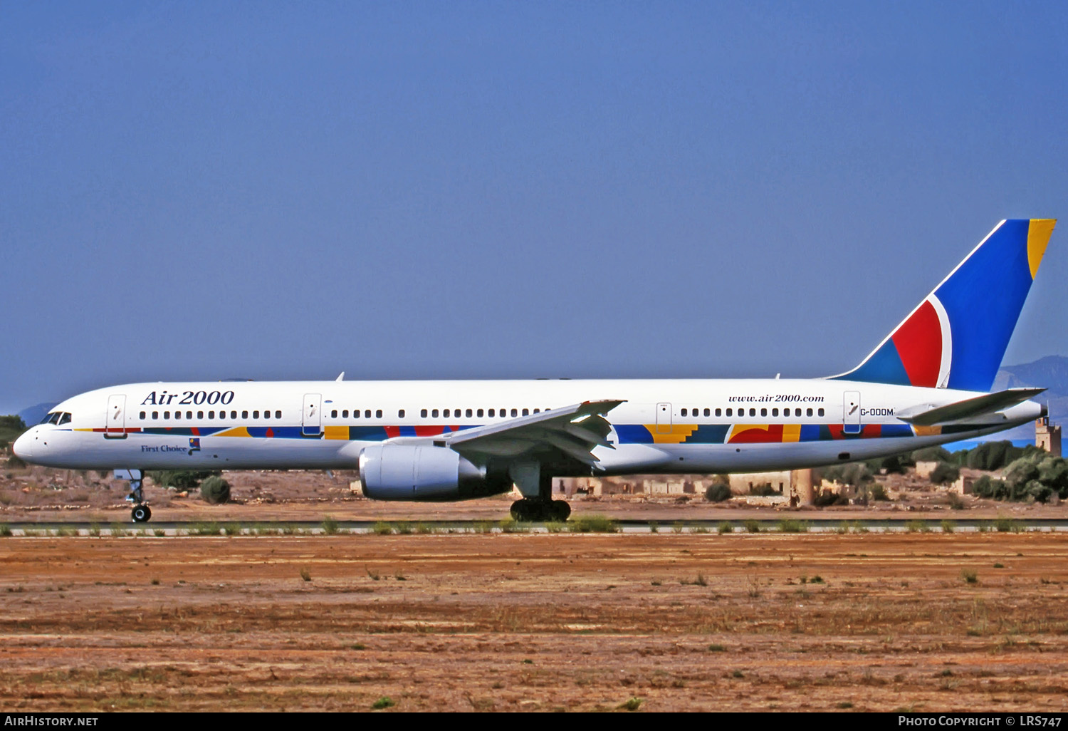 Aircraft Photo of G-OOOM | Boeing 757-225 | Air 2000 | AirHistory.net #278565