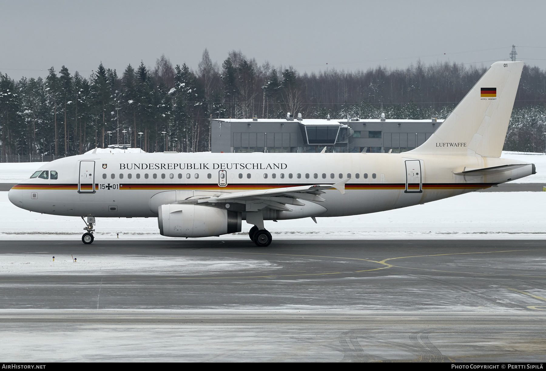 Aircraft Photo of 1501 | Airbus ACJ319 (A319-133/CJ) | Germany - Air Force | AirHistory.net #278709