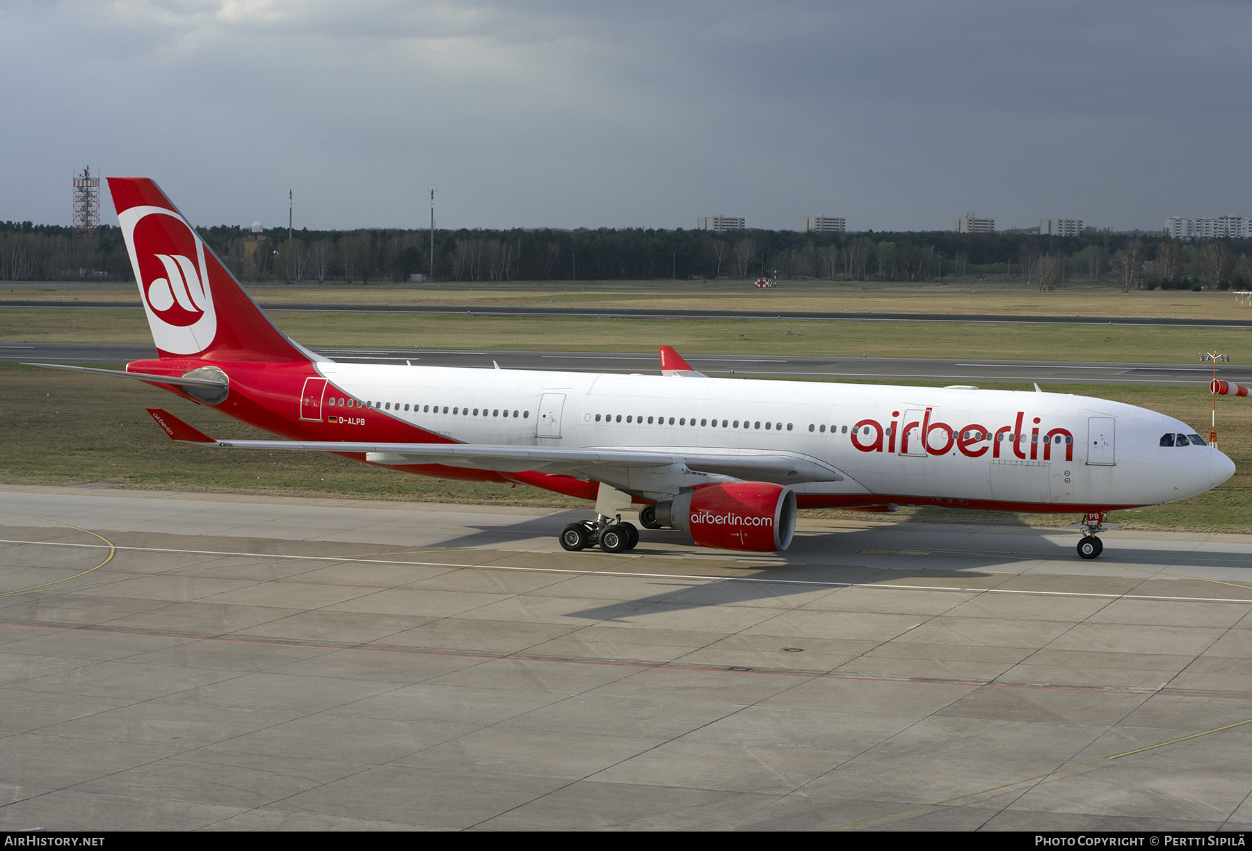 Aircraft Photo of D-ALPB | Airbus A330-223 | Air Berlin | AirHistory.net #278744