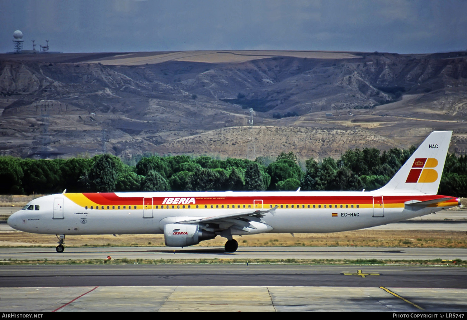 Aircraft Photo of EC-HAC | Airbus A321-211 | Iberia | AirHistory.net #278762