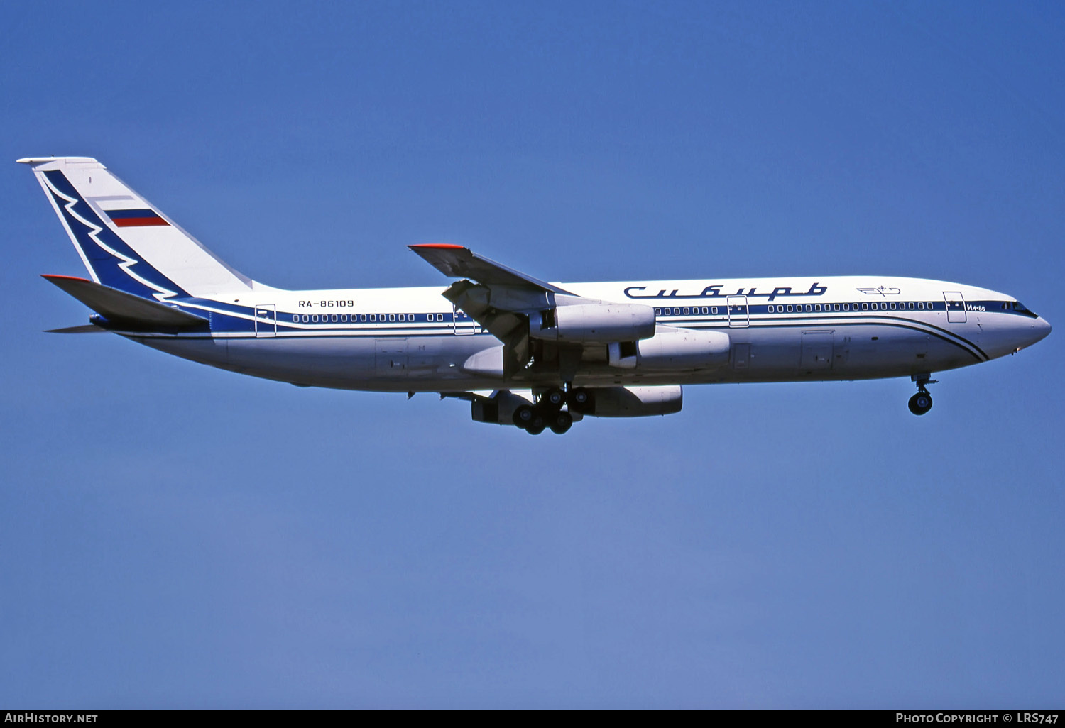 Aircraft Photo of RA-86109 | Ilyushin Il-86 | Sibir - Siberia Airlines | AirHistory.net #278763